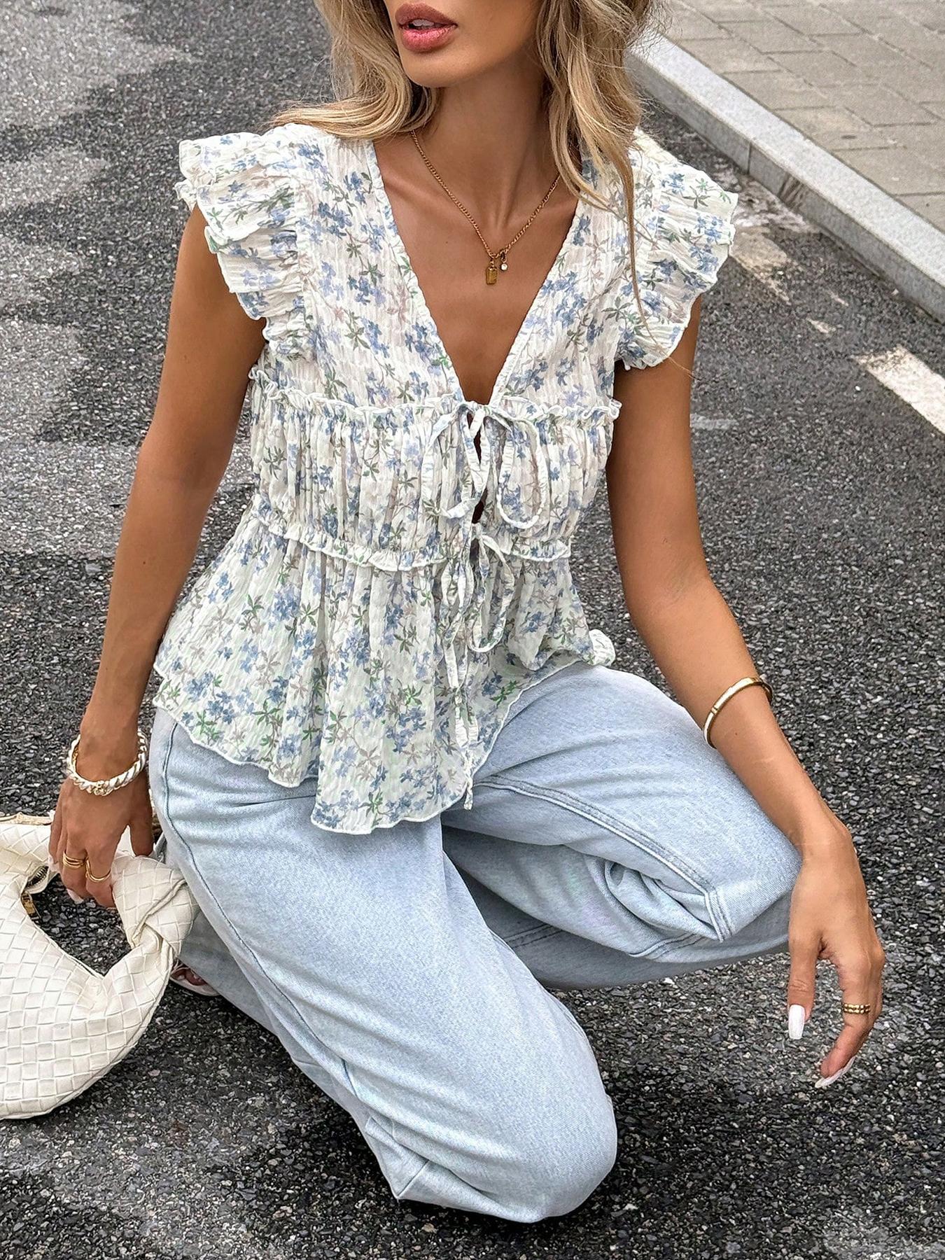 Women's Sleeveless Fitted Shirt Blouse, Fashionable For Summer