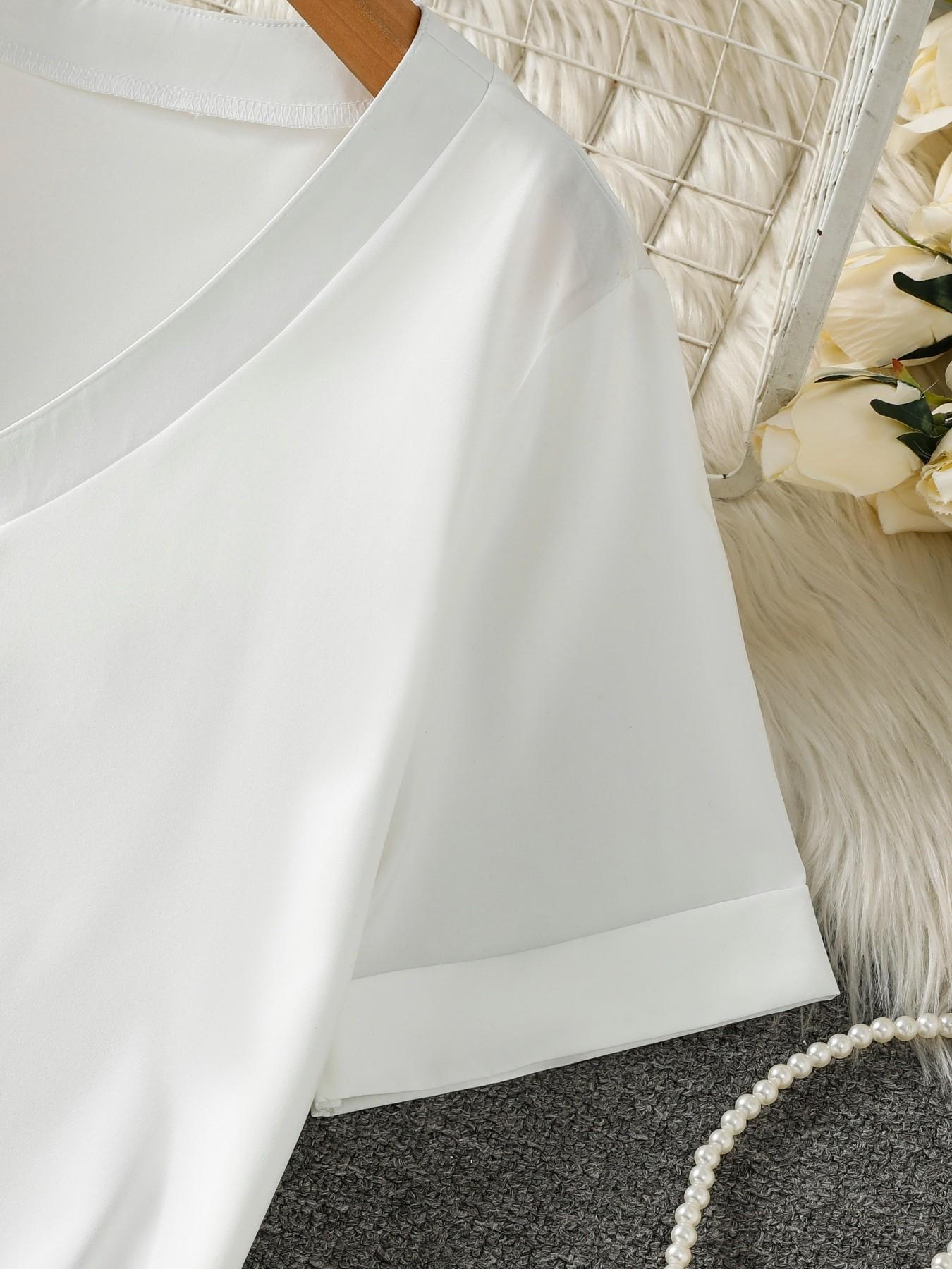 Women's Plain V-Neck Simple Shirt Top, Casual Fashion Blouse for Daily Wear, Stylish Ladies' Clothing for Spring & Fall