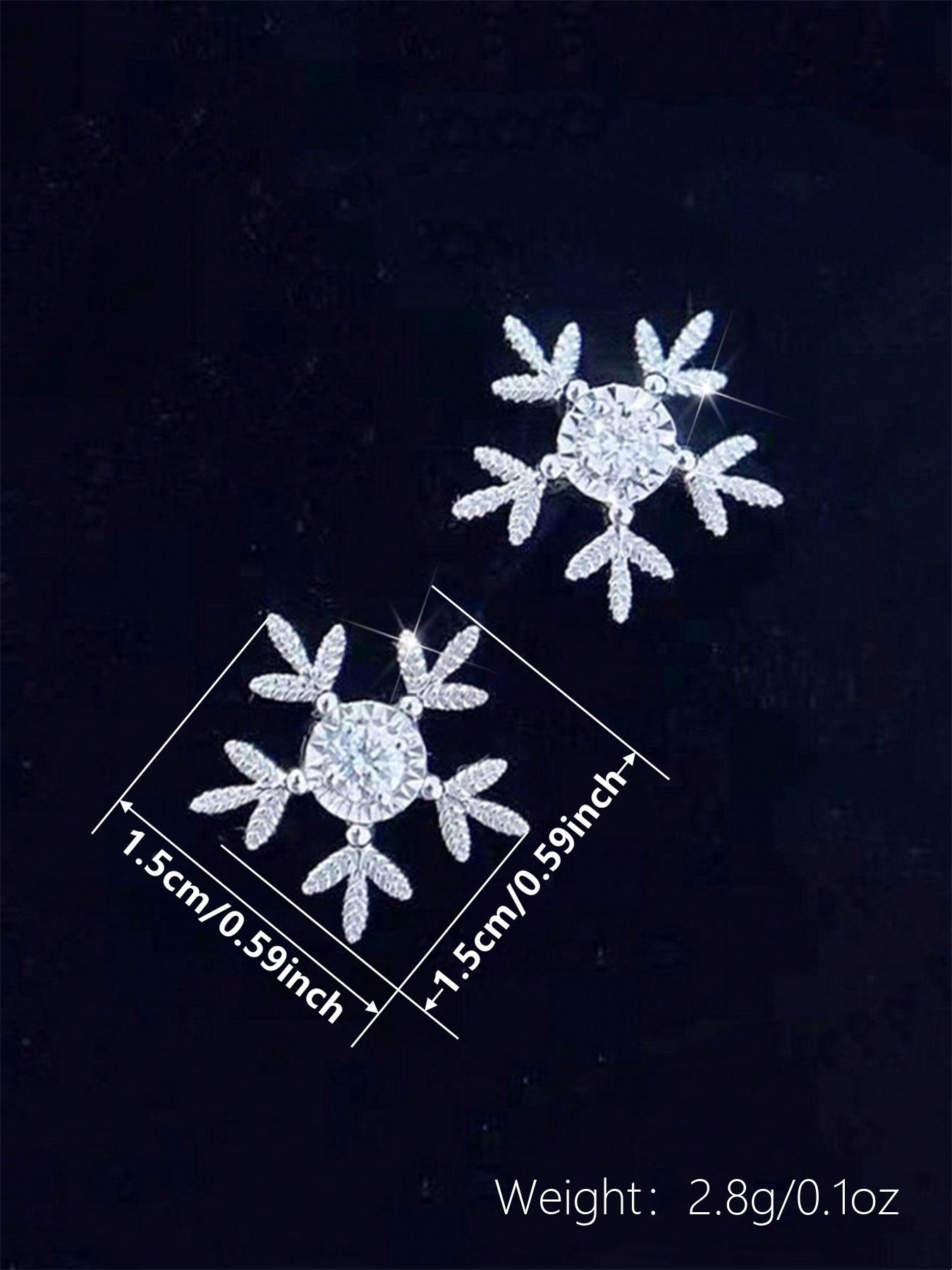 1 Pair Romantic Cubic Zirconia Snowflake Stud Earrings For Women For Wedding Christmas Day Gift