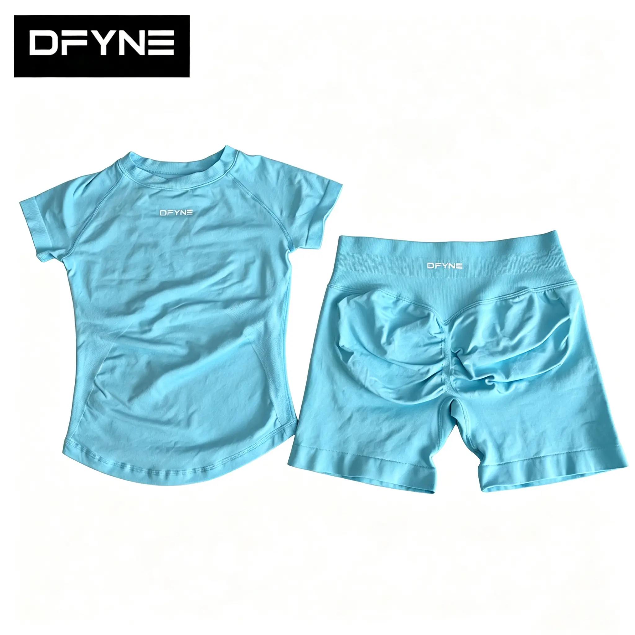 Light blue [short sleeve + shorts]
