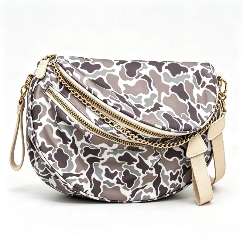 Women Camo Print Saddle Crossbody Bag, Chain Decor Zipper Shoulder Purse, Lightweight Casual Convertible Sling Bag, Fashion Daily Travel Cross Handbag