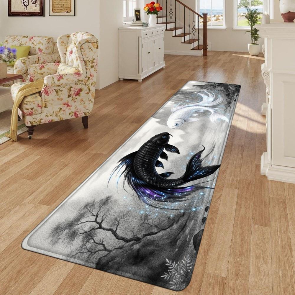 1PC， Black and White Double Fish in Ink - Wash Style Patterned strip rugs, home décor, bathroom mats, entryway mats, bathroom non-slip mats, indoor entrance rugs, bedroom bedside mats, kitchen mats, hallway rugs, flannel sponge rugs, hallway runner rugs