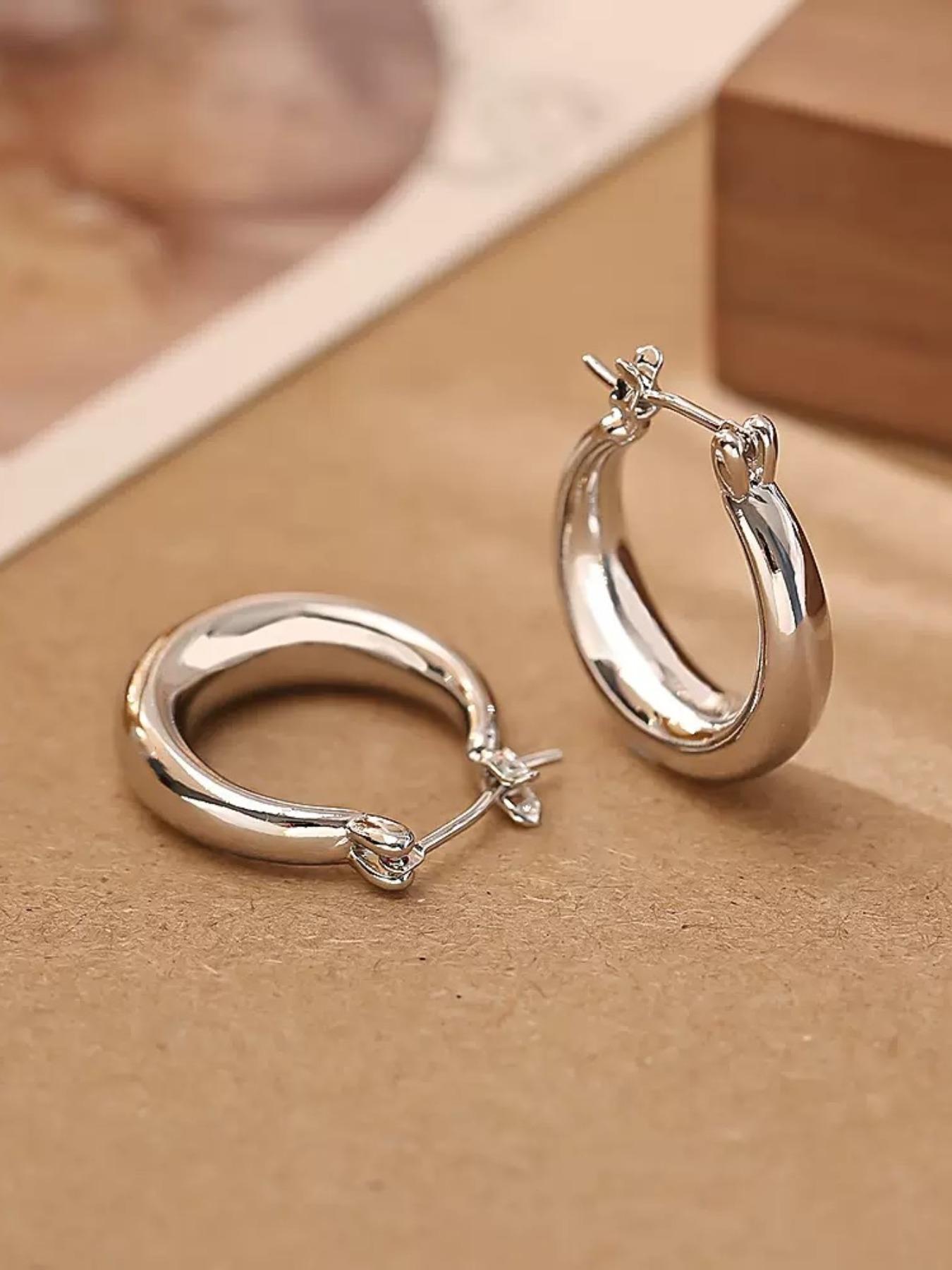 High-End Glossy Hoop Earrings, Lightweight Luxury Smooth Circle Studs, Elegant Random Print Design, All Seasons Wearable Jewelry