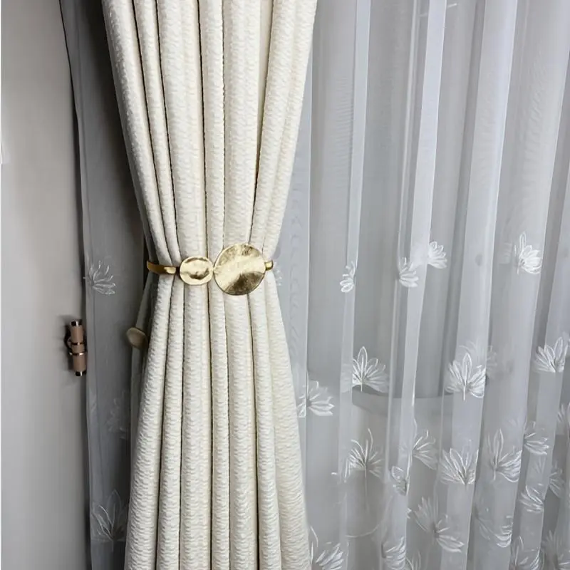 Metal Curtain Tie Back - 1-Pack Heavy-Duty Adjustable Golden Clamp, No-Drill Installation, Durable Home Decor Accessory for Living Room, Bedroom