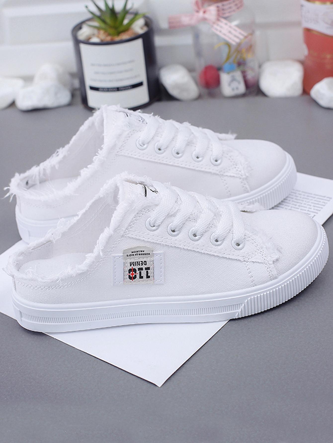 1 Pair Of Stylish Casual Sneaker Flat Walking Shoes in White, Black and Blue, Versatile, Easy To Wear, Suitable for All Seasons