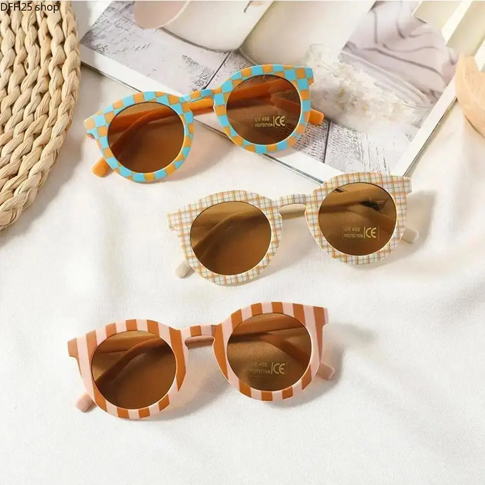 Kids Round Frame Sunglasses, Lightweight Nylon Glasses With Cute Checkered Pattern and UV400 Lens Protection, Fashion Eyewear for Boys and Girls Ages 3-8