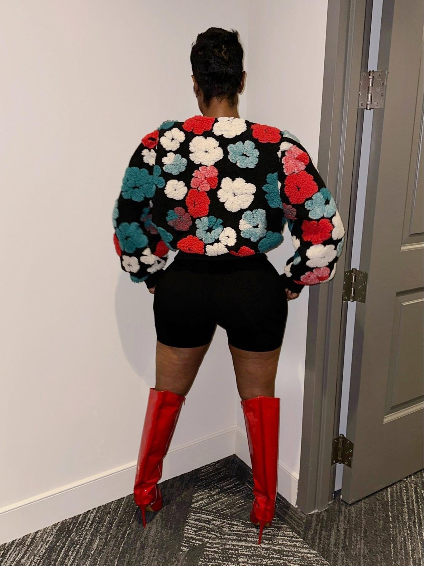 Plus Size Floral Jacquard Button Front Jacket Long Sleeve Round Neck All Seasons Wear 80s Fashion Retro Style Versatile Outerwear Piece