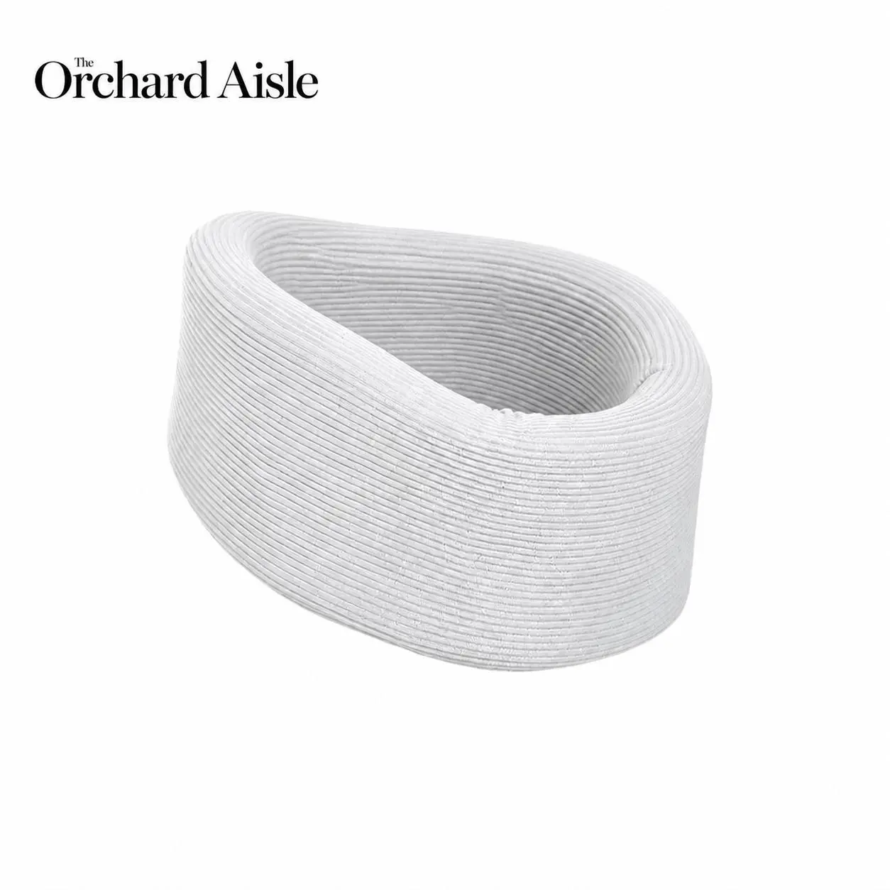 Ergonomic cervical neck support brace featuring dual-layer cushioning, fully adjustable hook-and-loop straps, and ventilated breathable mesh panels for all-day comfort—designed for office workers, remote professionals, and desk-based users seeking gentle,