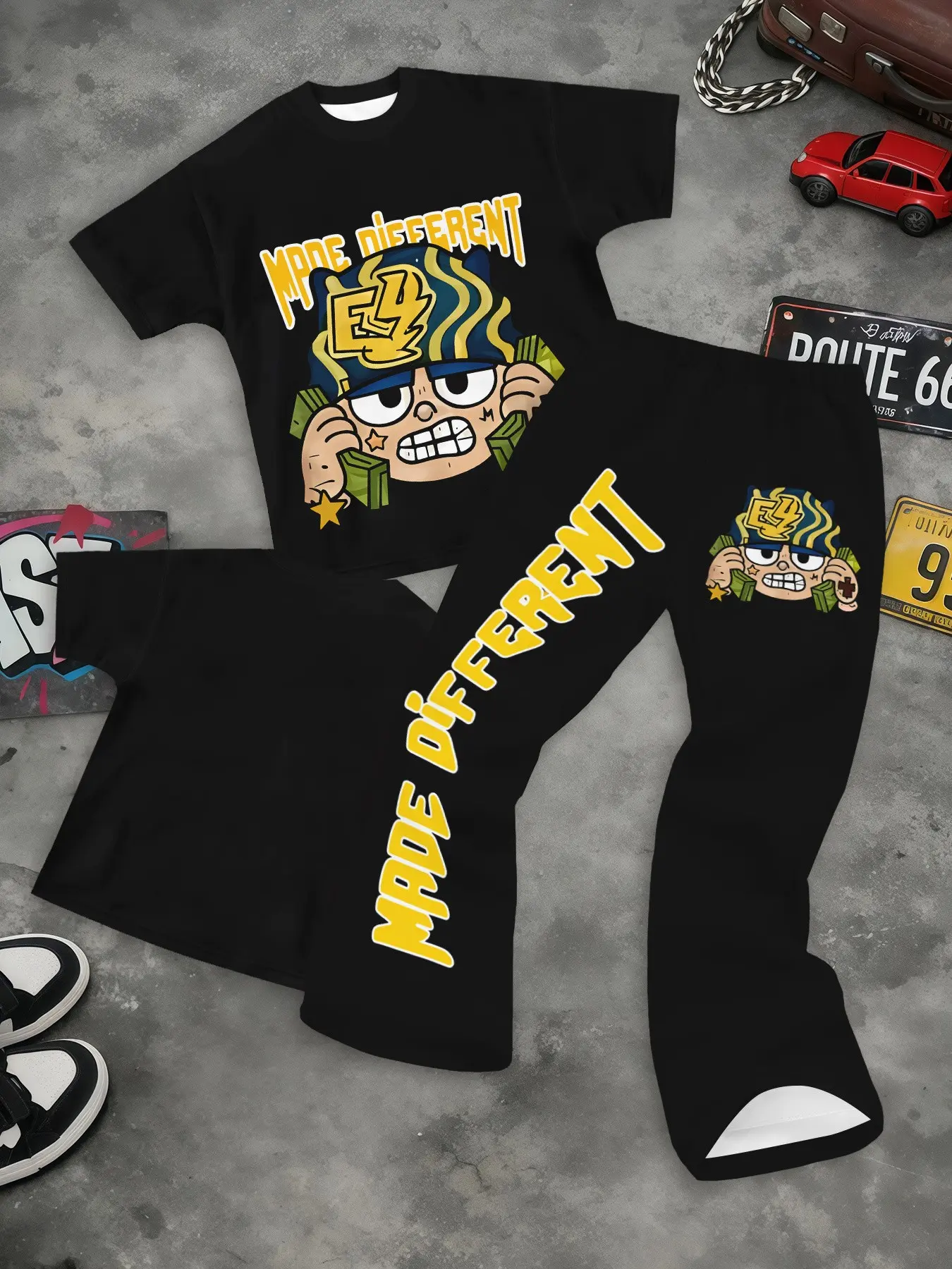 Men Streetwear Made Different Cartoon Character Graphic Short Sleeve T‑Shirt & Flared Bootcut Pants 2‑Piece Matching Outfit, Hip‑Hop Urban Set For Daily Street Party Hangout