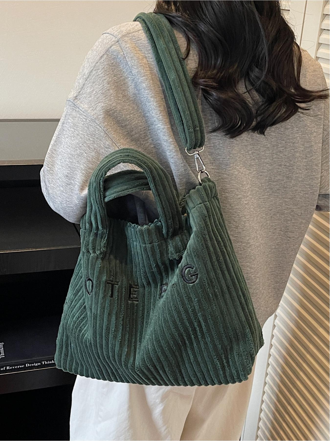 Relaxed fit, large capacity corduroy handbag, Crossbody Purses, casual crossbody bag, commuter shoulder bag, Hobo shoulder bag, tote bag, Casual Handbag Satchel. Suitable for commuting, shopping, leisure outings, work, etc.
