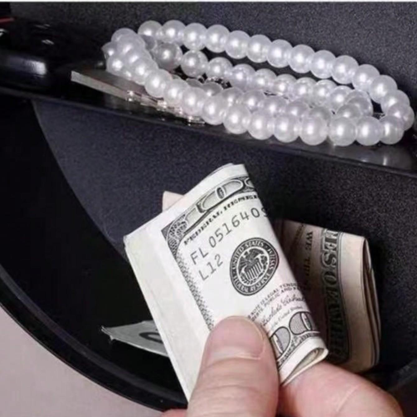 Vintage Wall Clock with Hidden Storage, Silent Battery-Powered Decorative Clock, Secure Jewelry Box for Living Room