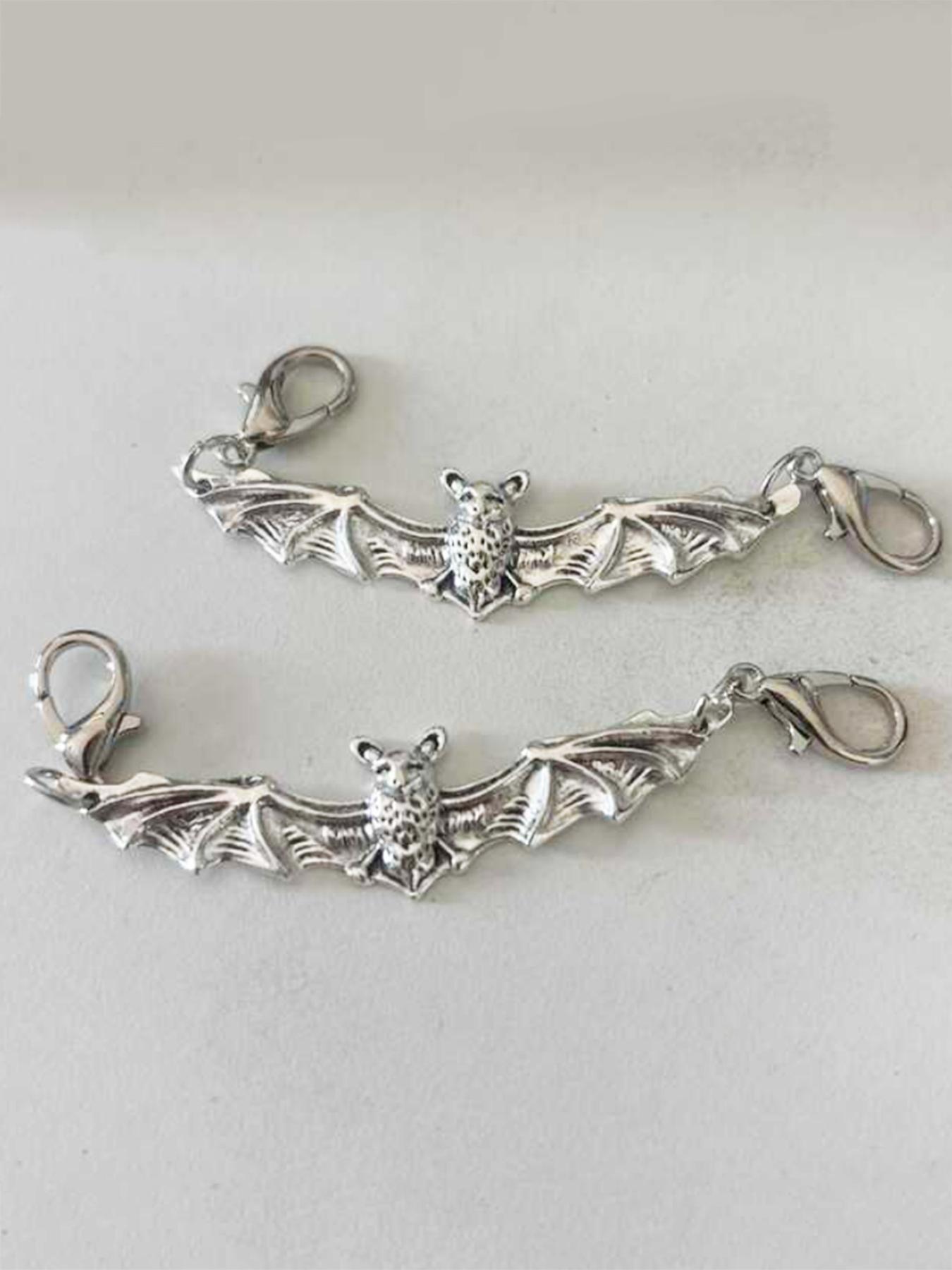 2pcs Bat Shoe Charms, Detachable Shoe Decorations, DIY Footwear Accessories, Casual Style, All Seasons, Plain Pattern, Detailed Design, Bling Shoe Charms