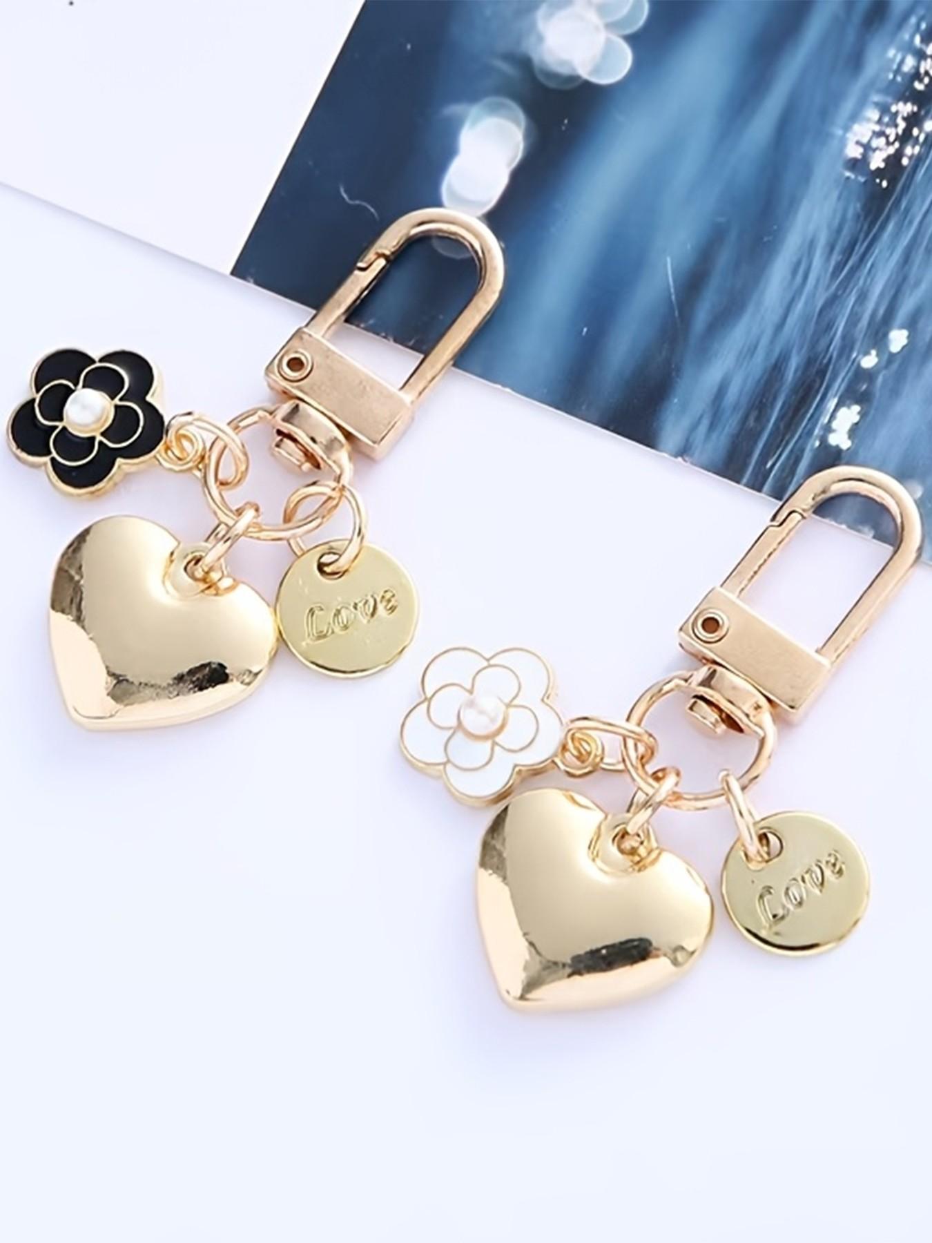 Fashion Heart Love Keychain Pendant, Imitation Pearl Camellia Letter Metal Accessory, Women's Bag Charm, All Seasons Cute Style
