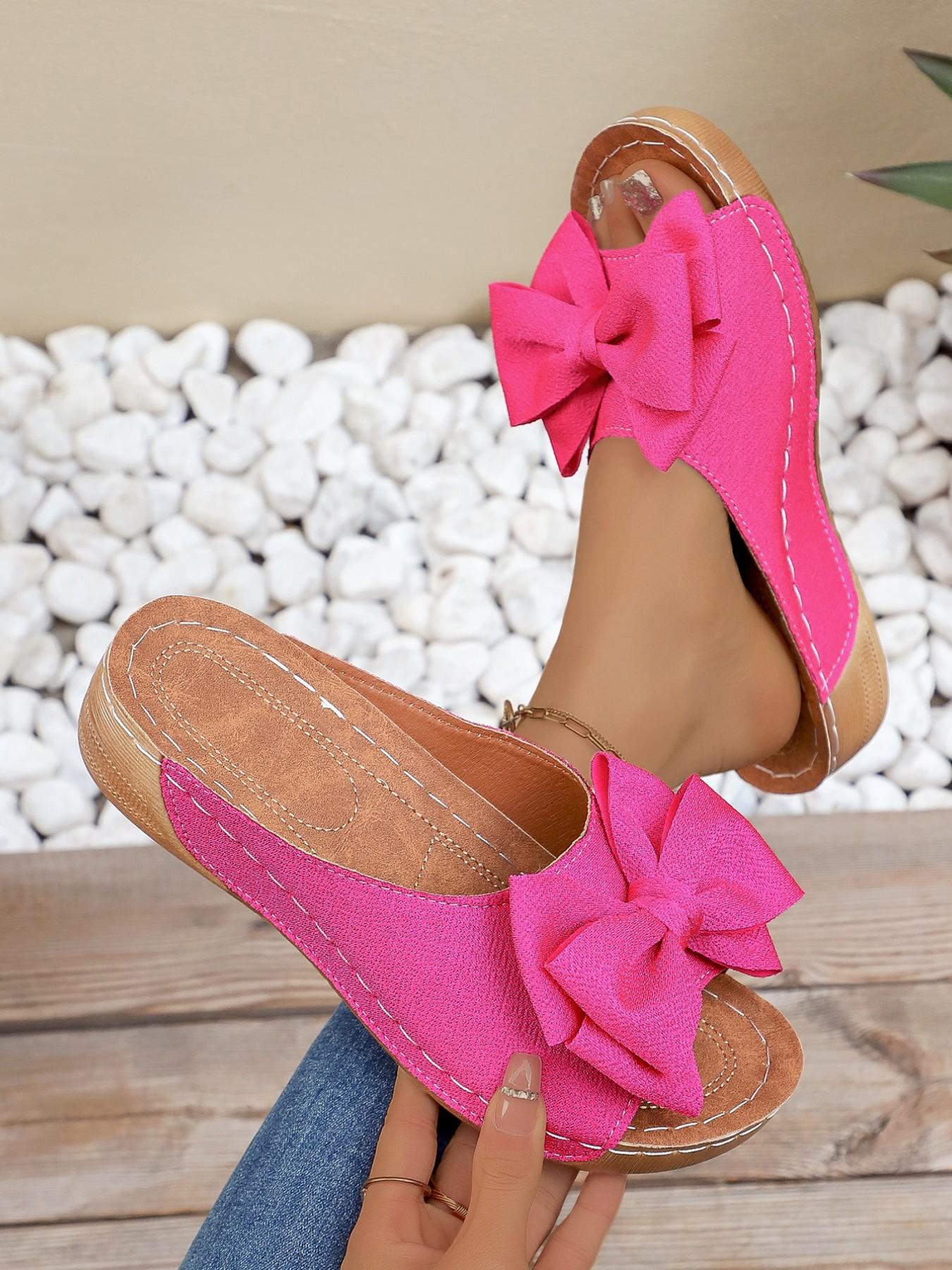 Women's new comfortable and soft casual slip-on sandals, with a soft wedge and flexible sole, essential minimalist sandals for everyday wear, perfect for school, work, and commuting, fashionable and trendy walking sandals.