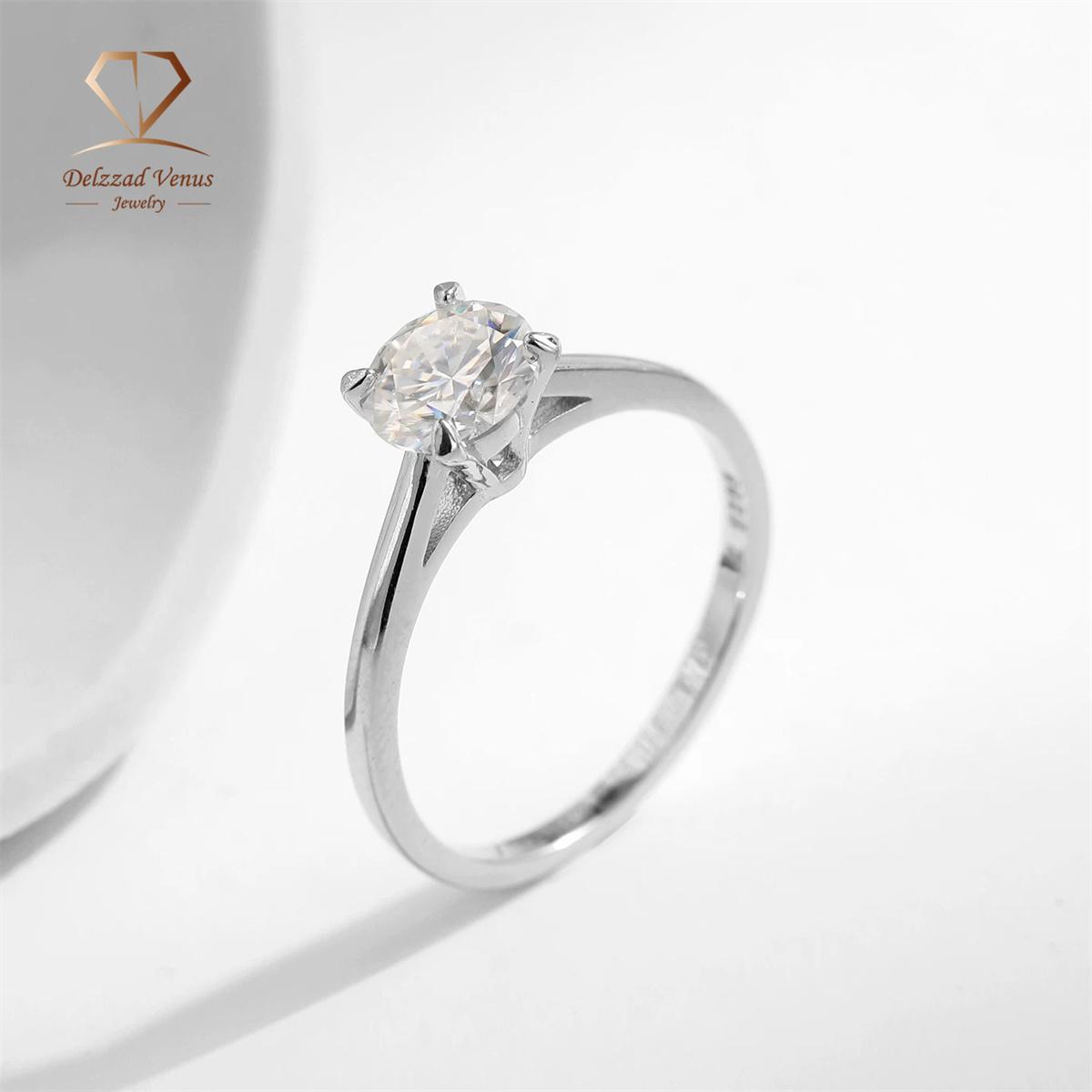 Delzzad S925 Round VVS Synthetic Moissanite Four-Prong Ring Perfect Birthday Mother’s Day Gift for Men Women Rings Wedding Set Delzzad S925 Round VVS Synthetic Moissanite Four-Prong Ring Perfect Birthday Mother’s Day Gift for Men Women Rings Wedding Set