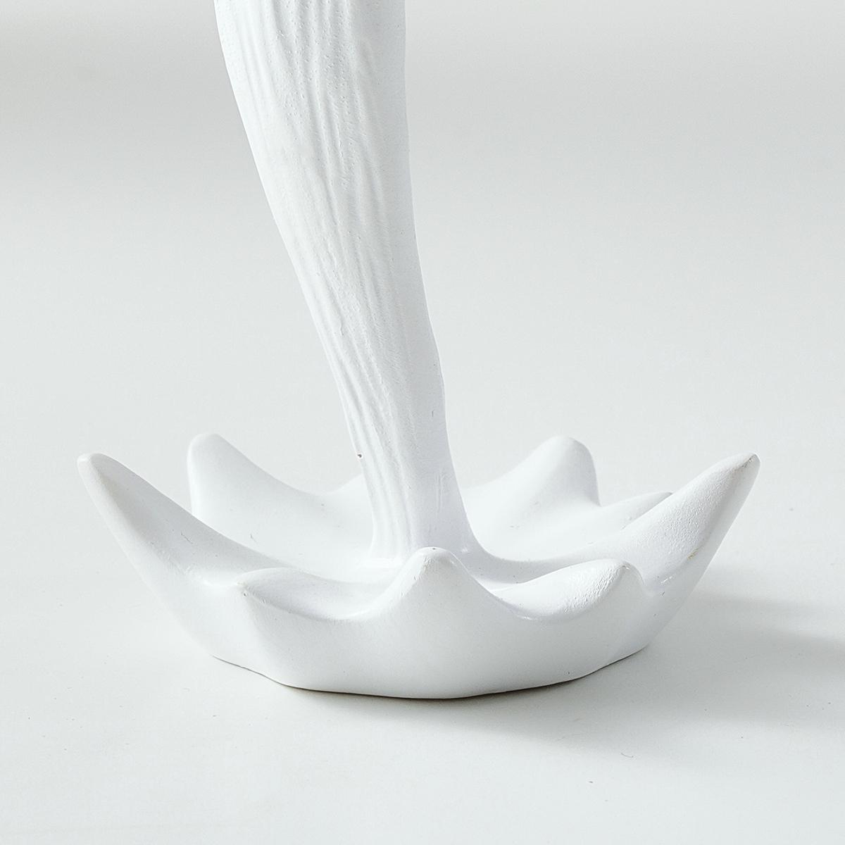 2024 Creative Modern Decoration Suspended Milk Cup Design Ornaments, 1 Count Coffee Cup Decoration for Home Office Coffee Shop Decoration, Fashion Shooting Prop