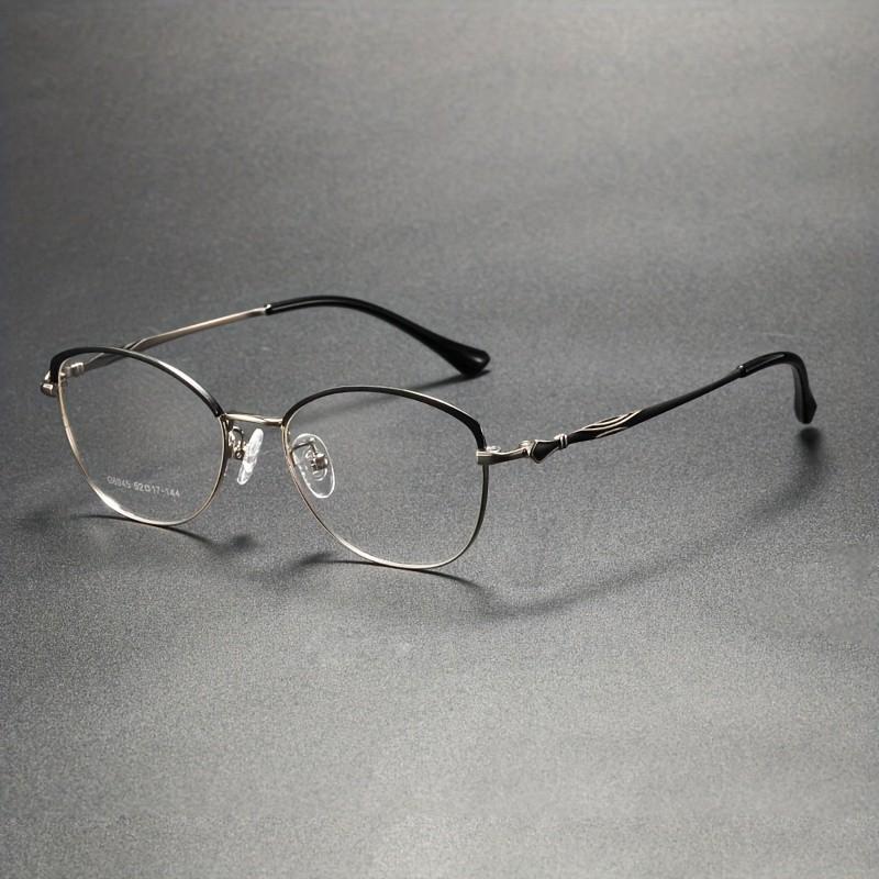New Cat-eye Style Minimalist Design High-quality Women's Eyeglass Frames, Featuring an Ultra-lightweight Titanium Frame for Comfortable Wear. Elegant and Stylish Both Office Casual Outfits, Available in Color Options