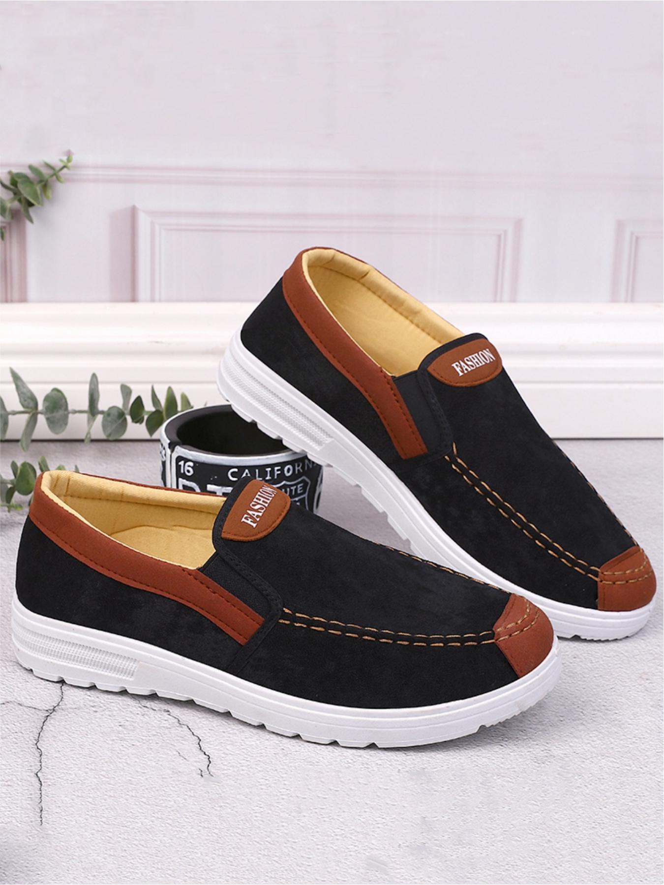 Men's casual shoes, breathable upper for a comfortable and airy feel, with a contrasting color design for a stylish look. The slip-on style ensures easy wear and removal, featuring a comfortable canvas material that is lightweight and durable