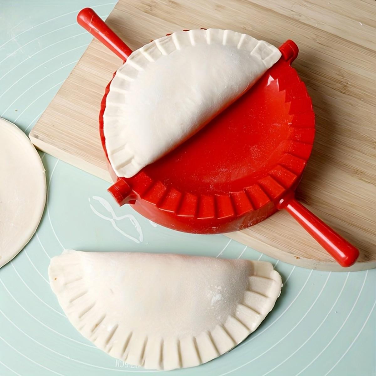 1pc Dough Press Mold, Easy-Press Plastic Pie & Dumpling Mold, Perfect for Homemade Pies, Dumplings & Biscuits