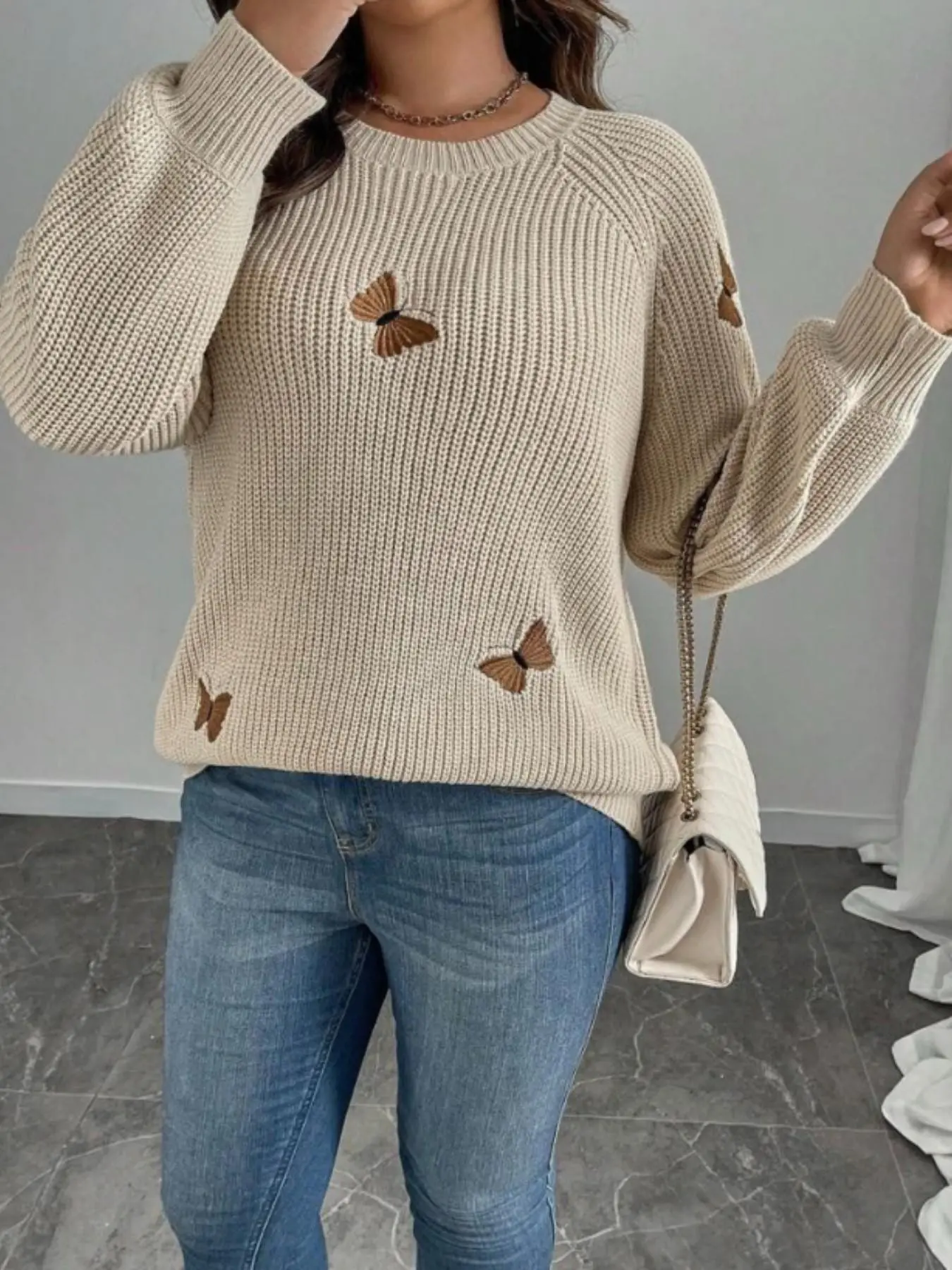 Plus Size Women's Knit Pullover Sweater, Butterfly Embroidery, Round Neck, Raglan Sleeve, &, Fall Winter Fashion, Casual Daily Wear