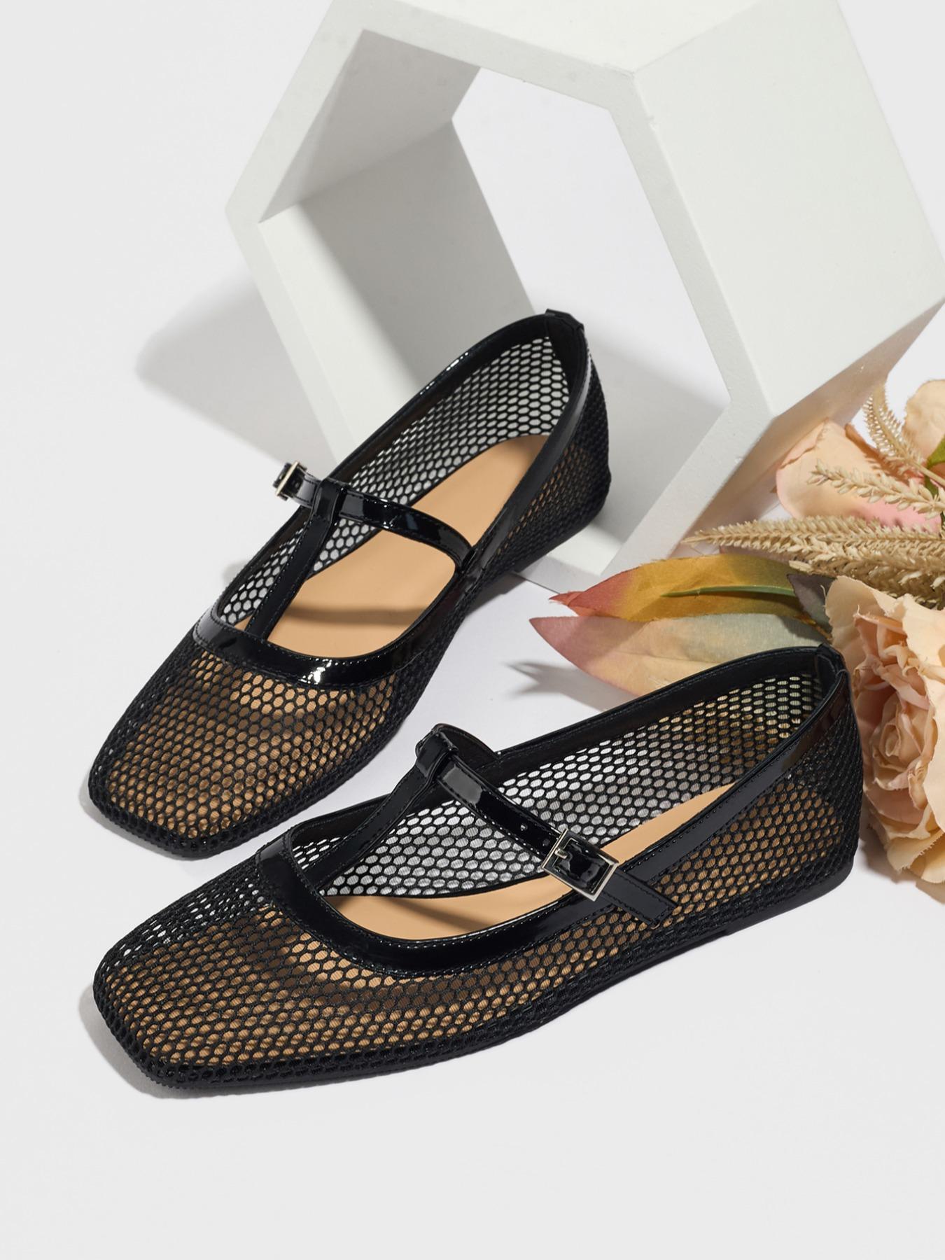 Women's Mesh Slip-On Sandals, Breathable Summer Beach Shoes, Casual Medium Width, Comfortable Rubber Sole, Perfect for Outdoor Activities, Breathable Flats