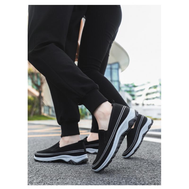 Summer slip-on loafers 2026 new model mesh dad shoes breathable lightweight casual shoes unisex shoes