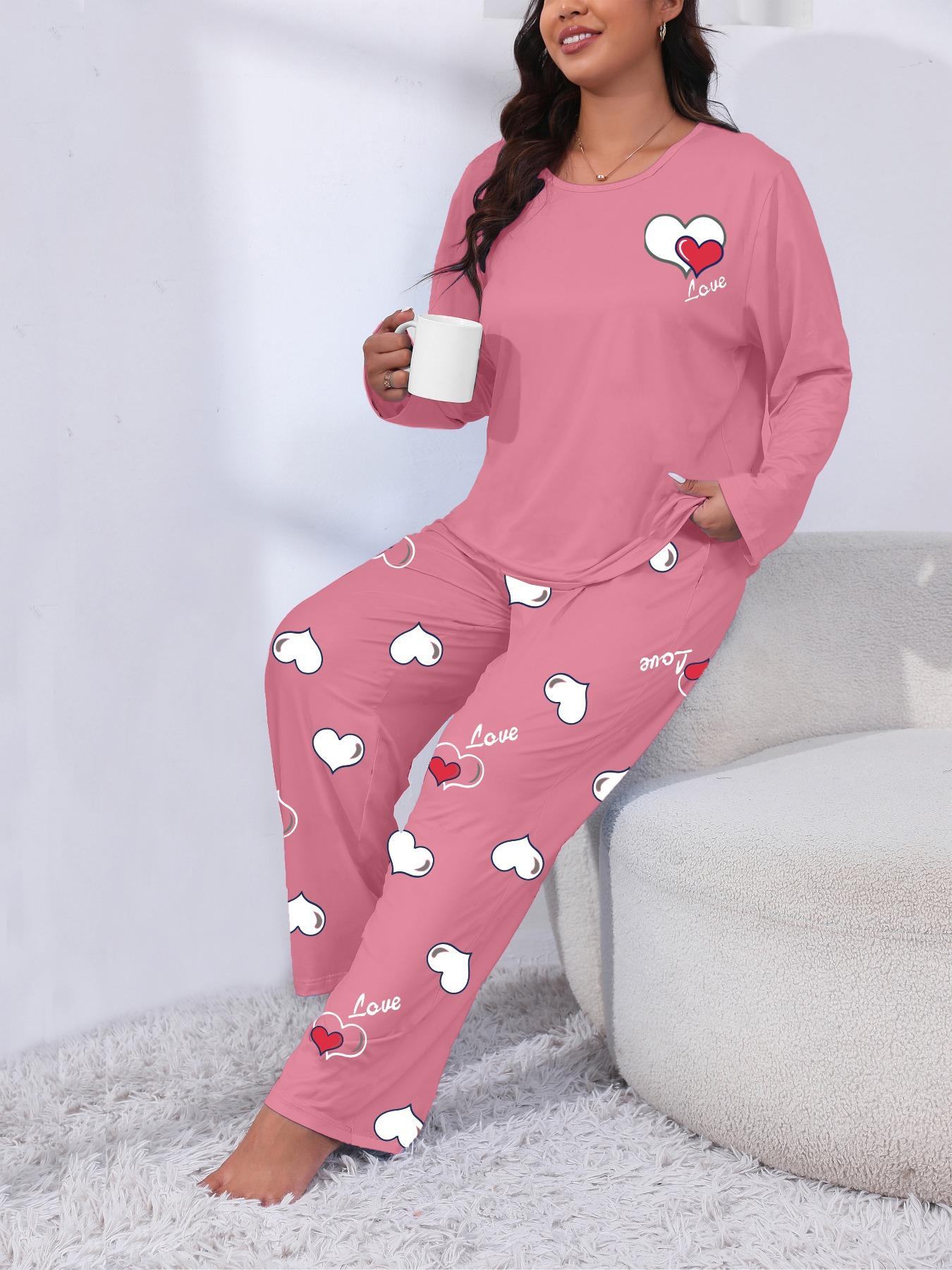 Plus Size Heart Letter Print Comfortable 2-Piece Set, Casual Long Sleeve Pajama Pants Suit, All Seasons Fitted Knit Fabric Loungewear, Nightwear