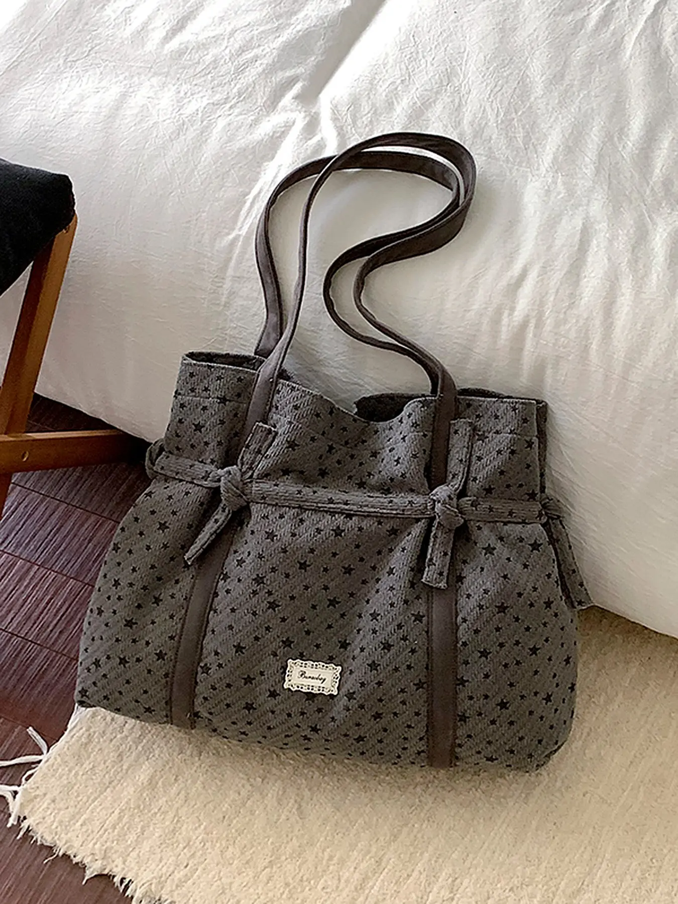 Retro large capacity tote bag, niche design, single shoulder bag, multi pocket design, lace shoulder strap, Fashionable Unique Bags, suitable for daily commuting, gatherings, dates