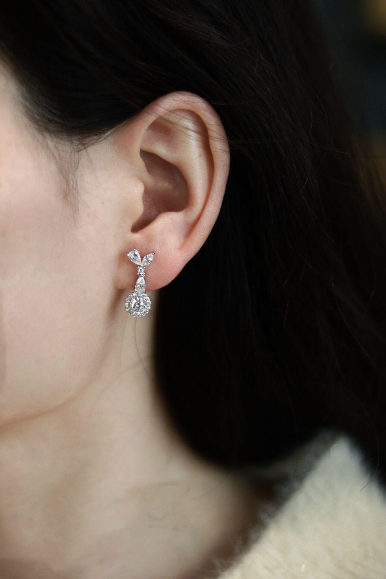 【#292 Fiona】Round Halo Dangle Synthetic Moissanite Earring in 925 Sterling Silver 1/2Carat Each 【#292 Fiona】Round Halo Dangle Synthetic Moissanite Earring in 925 Sterling Silver 1/2Carat Each