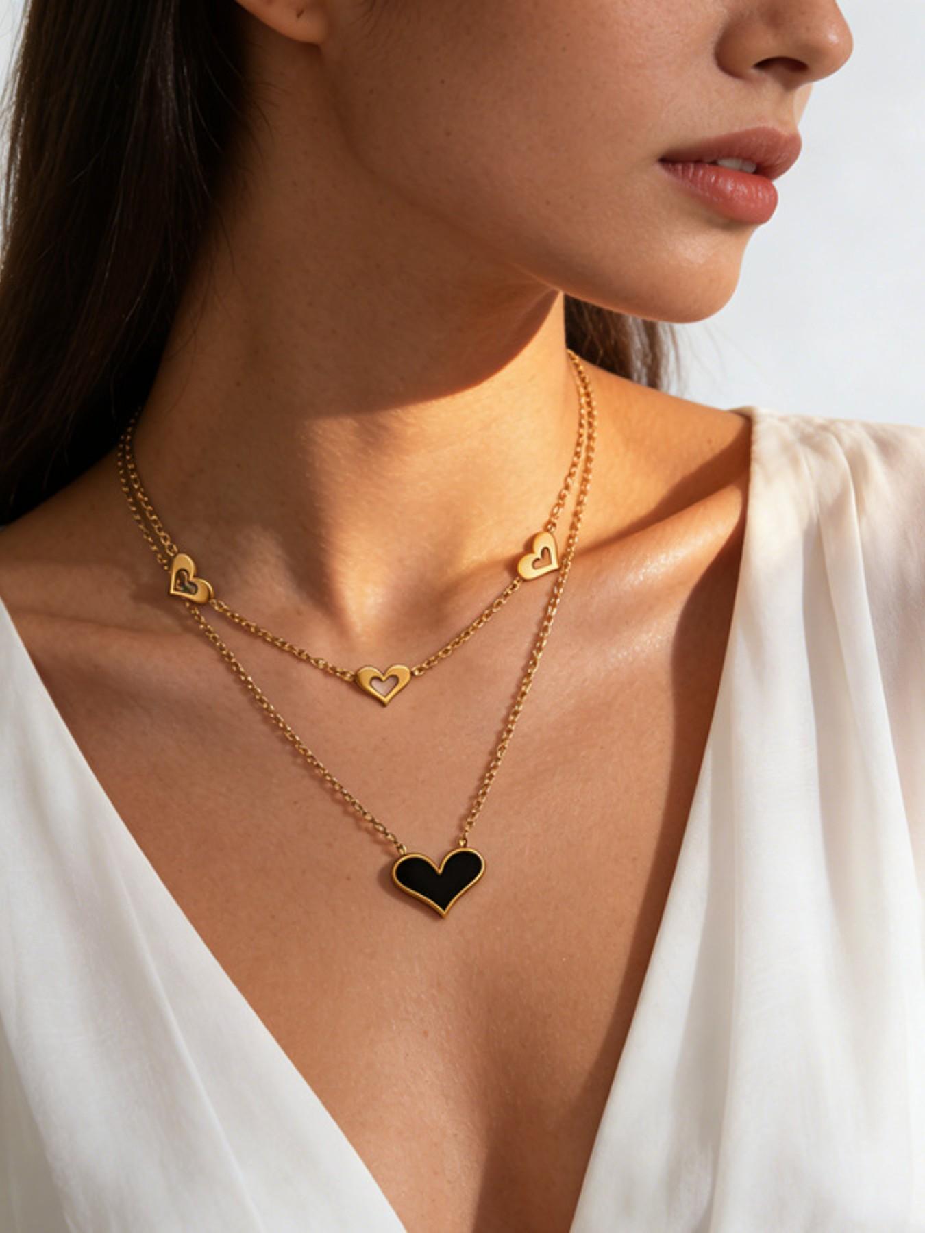 Titanium Steel Double Layer Heart Necklace for Women, Elegant Lockbone Chain, Sparkle Decor, Perfect for Parties and Daily Wear