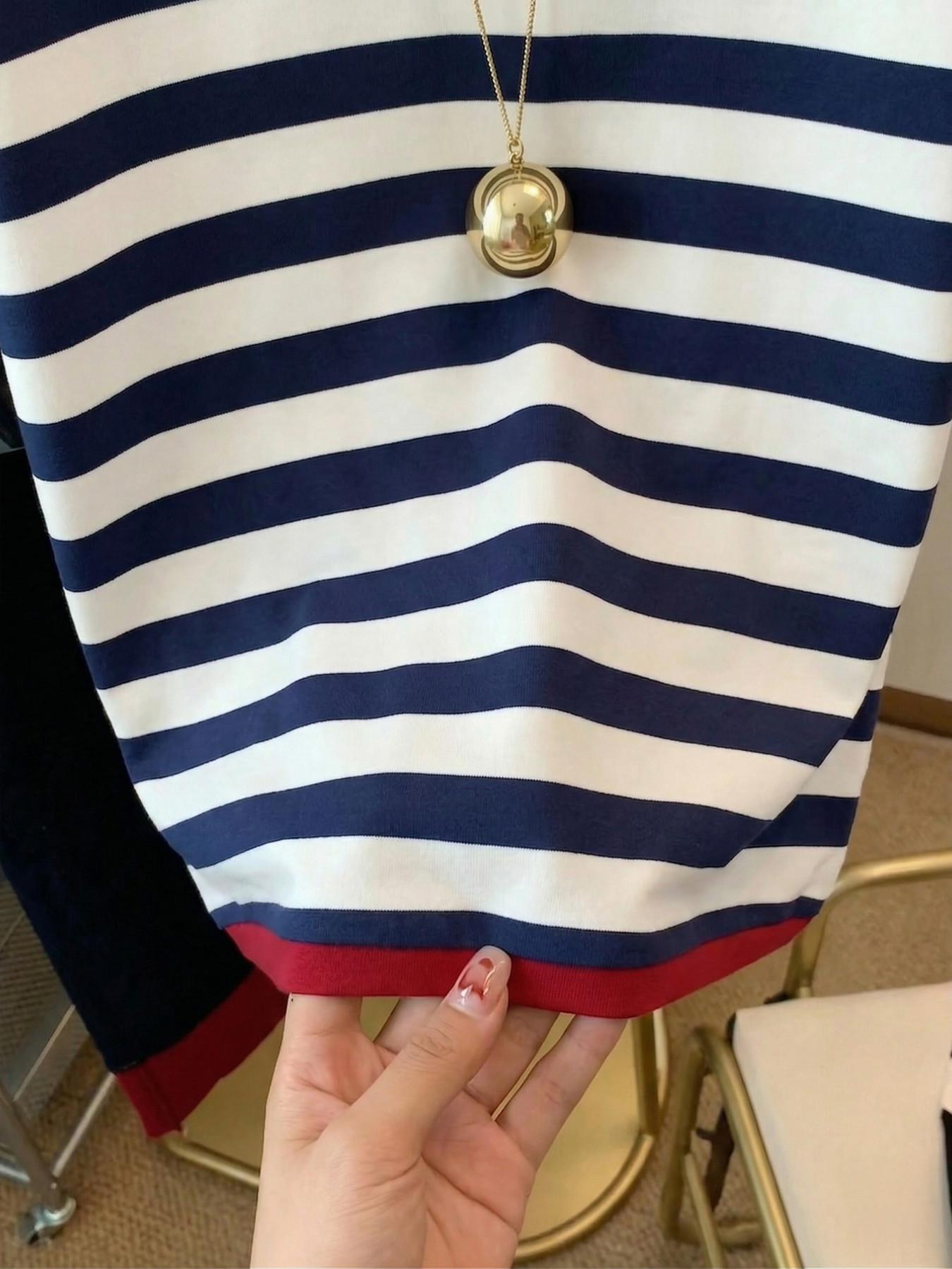 New Summer-Autumn Women's Short Sleeve T-Shirt, Blue- Striped Knit Top, Loose Fit Digital Print, Versatile Outerwear
