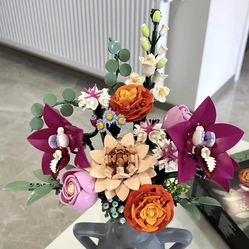 749PCS Creative Pretty Pink Flower Bouquet Building Blocks Set MOC Assemble Bricks Flower Toy & DIY Assemble Toys & Decor Assembly Bricks Kit Ideal Gift For Girl Valentine's Day Gifts Building Block Sets