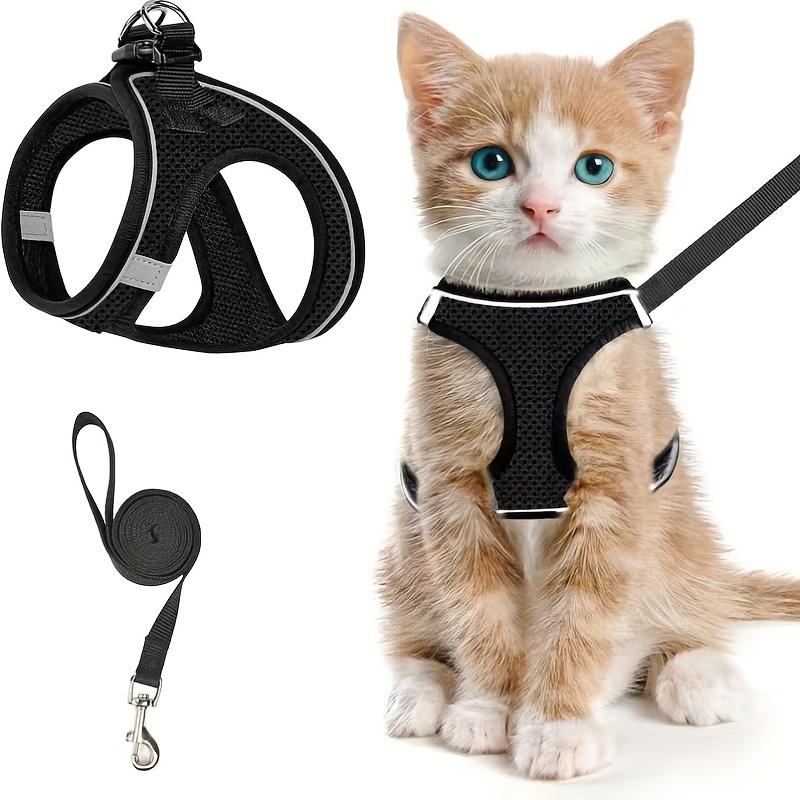 Escape Proof Cat Harness with Reflective Leash, Adjustable Pet Vest for Cats & Small Dogs, Comfortable Walking Harness for Outdoor Use