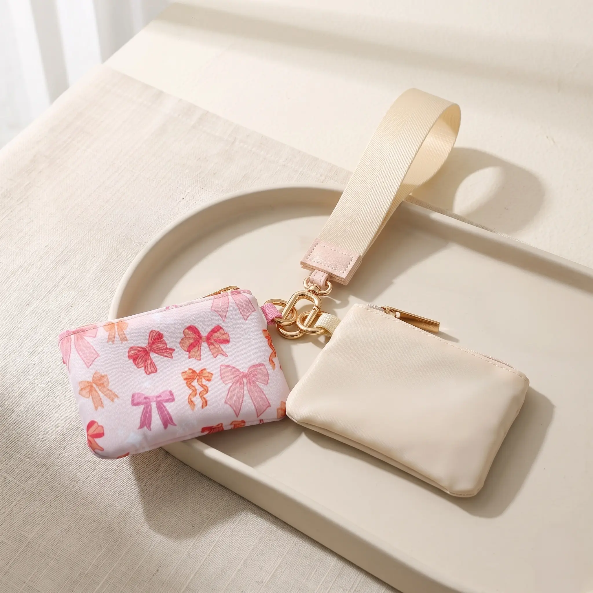 Waterproof Nylon Wristlet Bag With Card Holder Keychain Coin Purse For Travel Daily Use Lightweight Compact Solid Color Unisex 1 Fold Casual