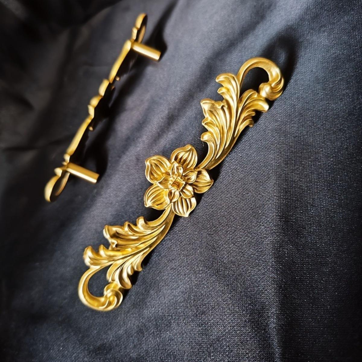 2PCS Gold Floral Engraved Cabinet Pulls, Luxury Metal Branch Texture Door Handles, Bright Gold Light Luxury Drawer and Wardrobe Handles for Modern Vintage Kitchen Cabinet Dresser Furniture Hardware