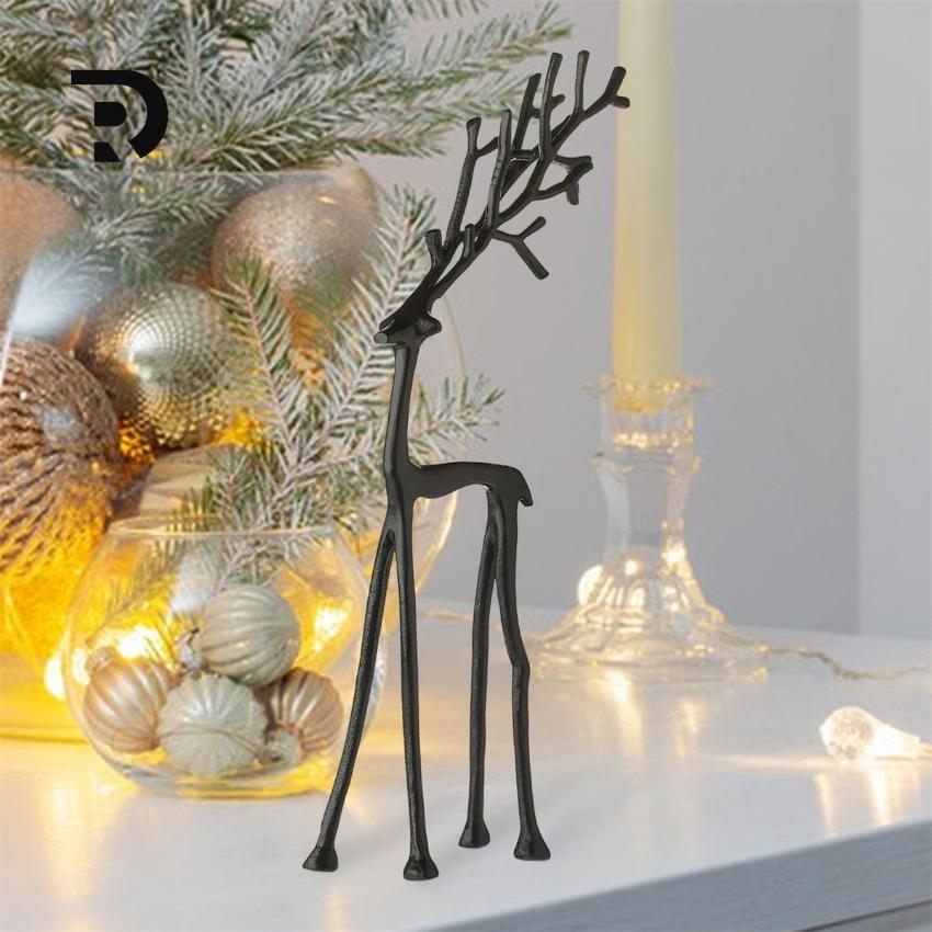 Elegant and Slender Black Elk Statue, A Popular Choice for Christmas Decoration in 2026, with A Modern Minimalist Design and Decorative Art Style. The Sturdy Base Ensures Stable Placement and Is Suitable for Home, Office, Home Garden and Other Scenes