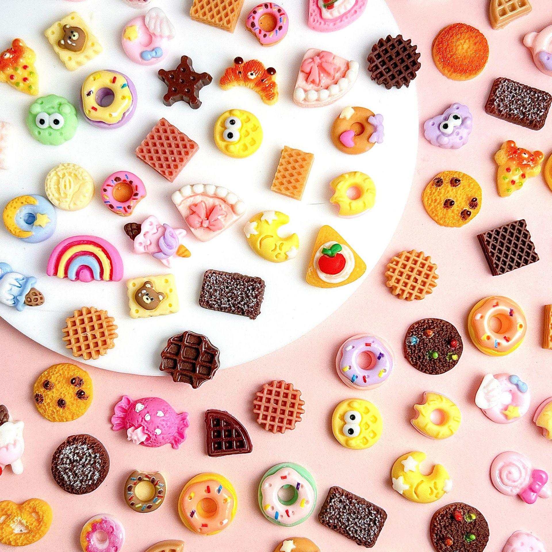 100Pcs Cartoon Cute Desserts Series Resin Nail Charms 3D Simulated Donut Ice-cream Cookies Chocolate Decorations DIY Hairpin Phone Case Nail Art Supplies for Women