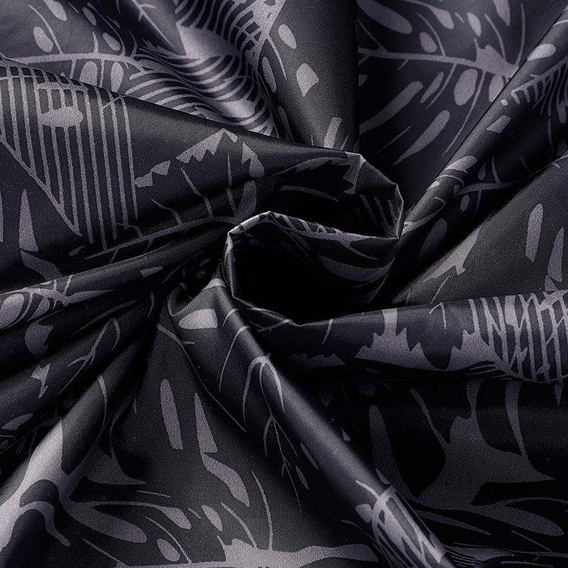 Summer Men's Casual Jacket, Zip Pocket Full-Zip Hooded Design, Maple Leaf Print, Lightweight Breathable, Sun Protection Jacket