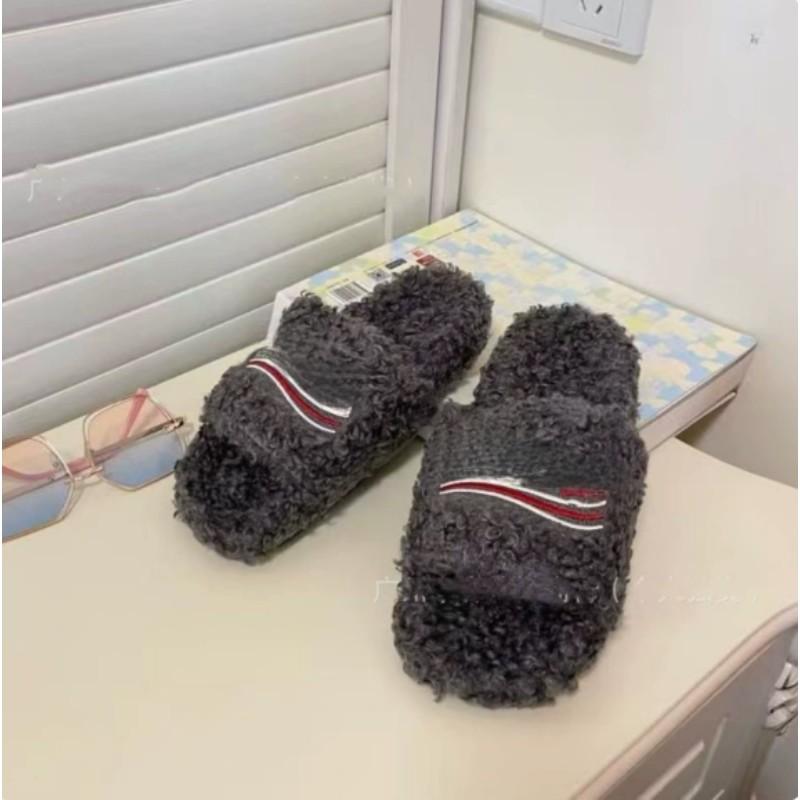 2026 Fall Winter New Women Embroidered Lamb Wool Slippers, Fashion Single Band Flat Sole Footwear, Non-Slip Soft Fluffy Warm Slides for Indoor Outdoor Daily Leisure Wear