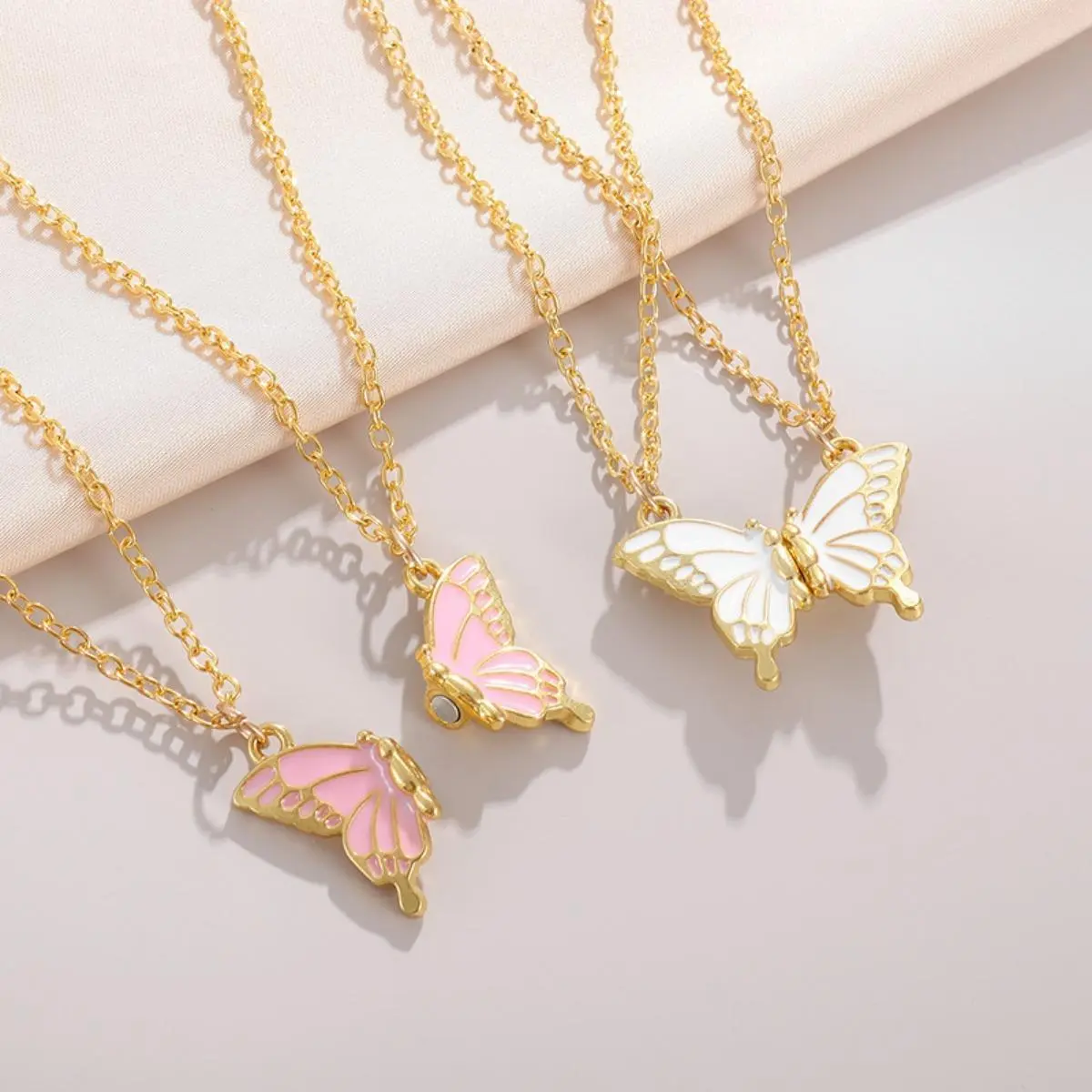 Women's 2PCS Vivid Creative Magnetic Bag Chain Accessory Set - Metal Friendship Symbol Shopping Necklace, Inseparable Link, Magnet Closure, Women's Matching Sets, Daily Wear, Exclusive Bestie Pair