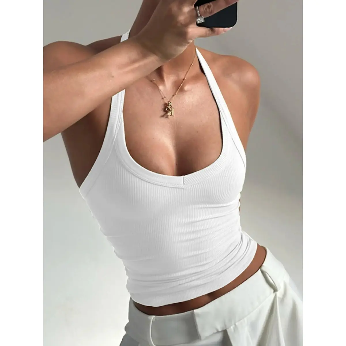 Women's Solid Ribbed Elastic Halter Neck Tank Top, Elastic Ribbed Vest, Casual Sleeveless Top for Daily Wear, Ladies Clothes for All Seasons