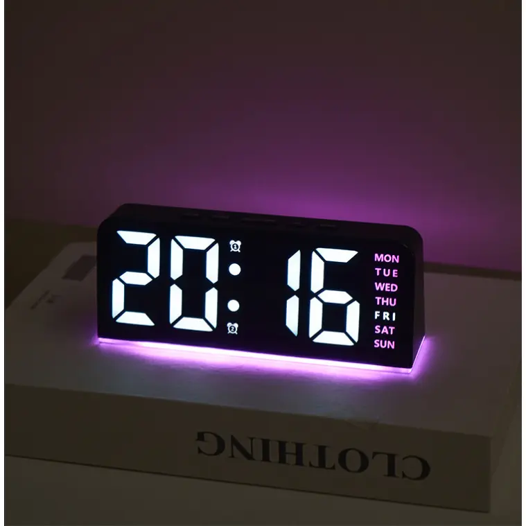 LED Digital Clock, Clock With Temperature, 1 Count Multifunctional Date and Temperature Display Desktop Electronic Clock, Digital Alarm Clocks, Decorative for Living Room, Bedroom and Office