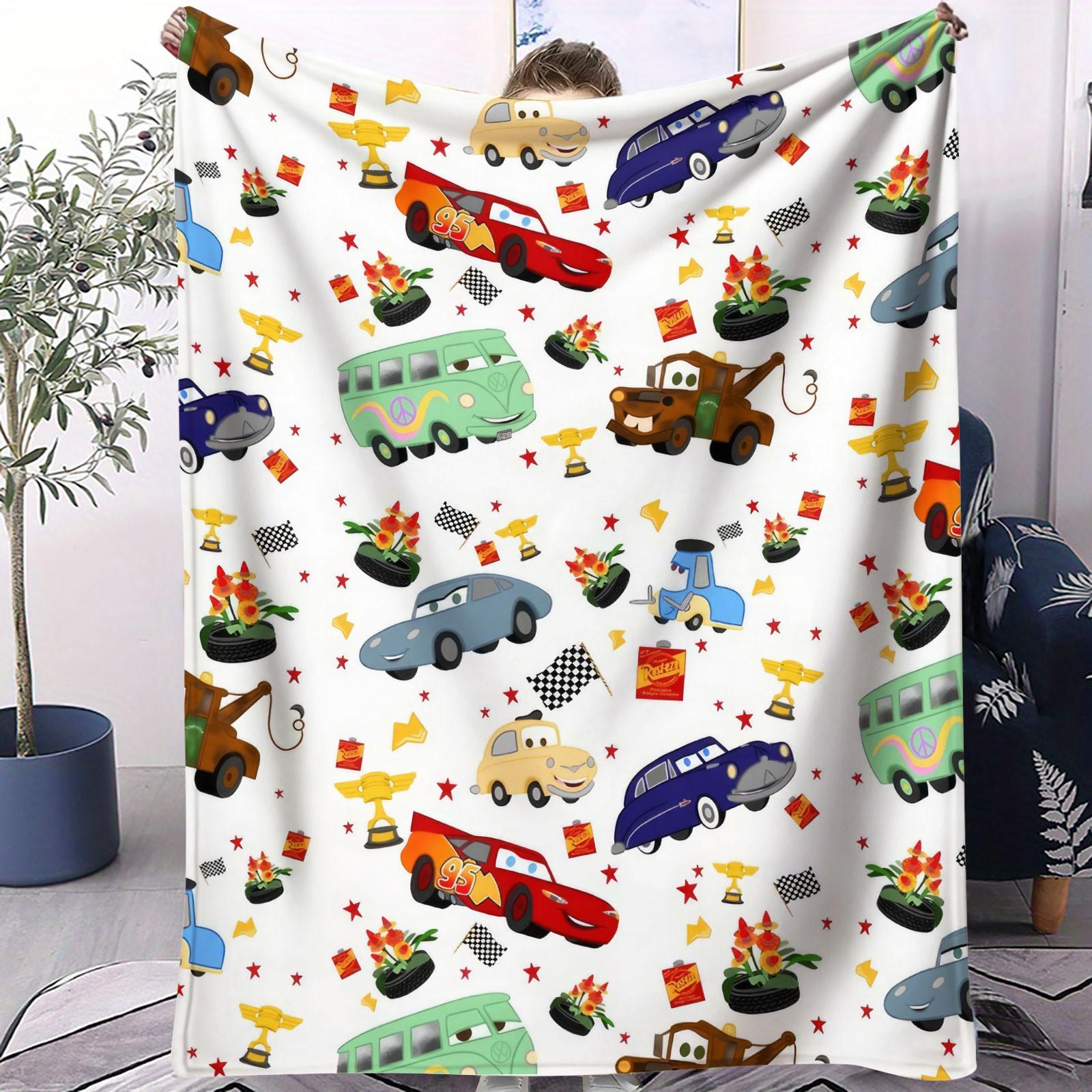 Cartoon Race Car Print Flannel Blanket, Fun Trophy & Checkered Flag Themed Throw Blanket, Cozy Soft Warm Blanket with Cute Vehicle Details, Ideal as a Playful Gift Blanket for Kids & Racing Fans