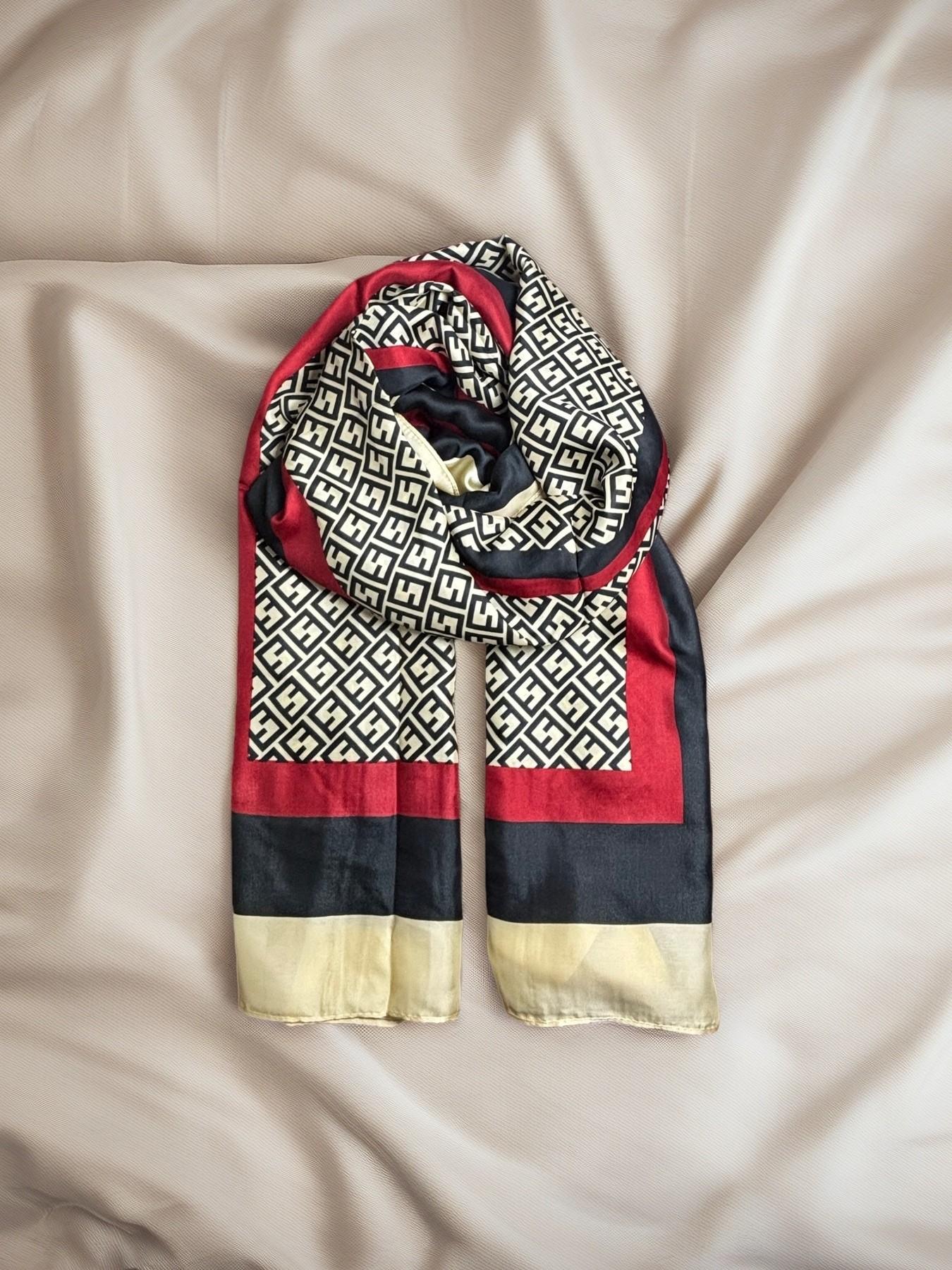 Women's Silk Texture Scarf, Lightweight Multi-Purpose Sun Protection Shawl, Perfect for Beach and Travel, Fashionable Versatile Accessory