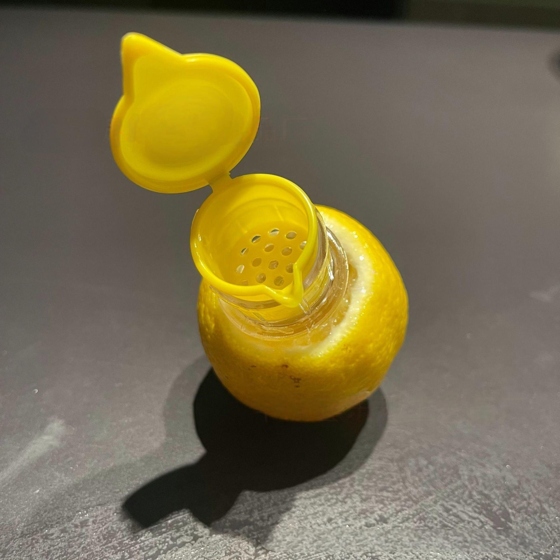 DG 2-Pcs Lemon Squeezer, Ergonomic Twist-Action ,Portable Manual Lemon Juicer, Compact  Handheld Lemon Press with Lids,Suitable for Birthday Gifts&Christmas gifts
