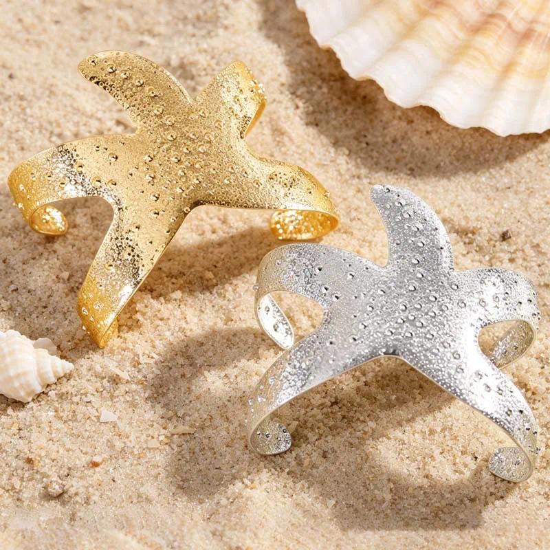 Women's Vintage Gold Geometric Star Metal Texture Adjustable Size Female Cuff Bracelet, Exaggerated Open-Arm Design for Casual Wear Fashion Jewelry, Open Arm Shape