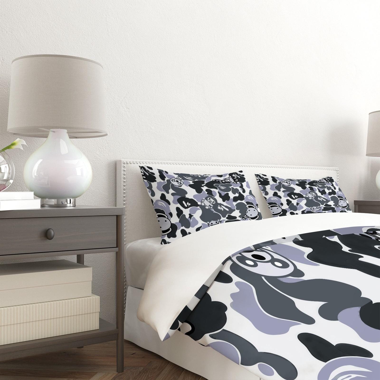 2/3 PCS Cartoon Camouflage Anime Style  Duvet Cover Set, Youthful Personalized Duvet Cover with Zipper, Easy to Remove, Trendy Decor for Bedroom, Housewarming Christmas Birthday Gift for Teens & Toy Collectors, No Filling