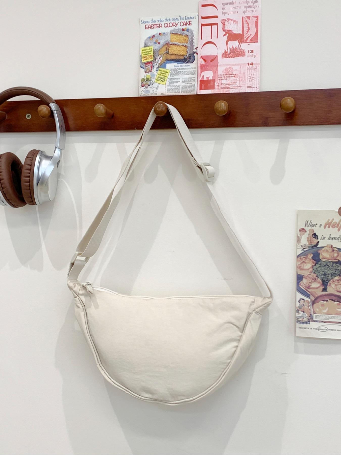 Smart Moon Shape Bag, Adjustable Shoulder Strap Mini Bag, Lightweight Waterproof Nylon Material, Zipper Closure, Casual Crossbody Bag for Everyday Use