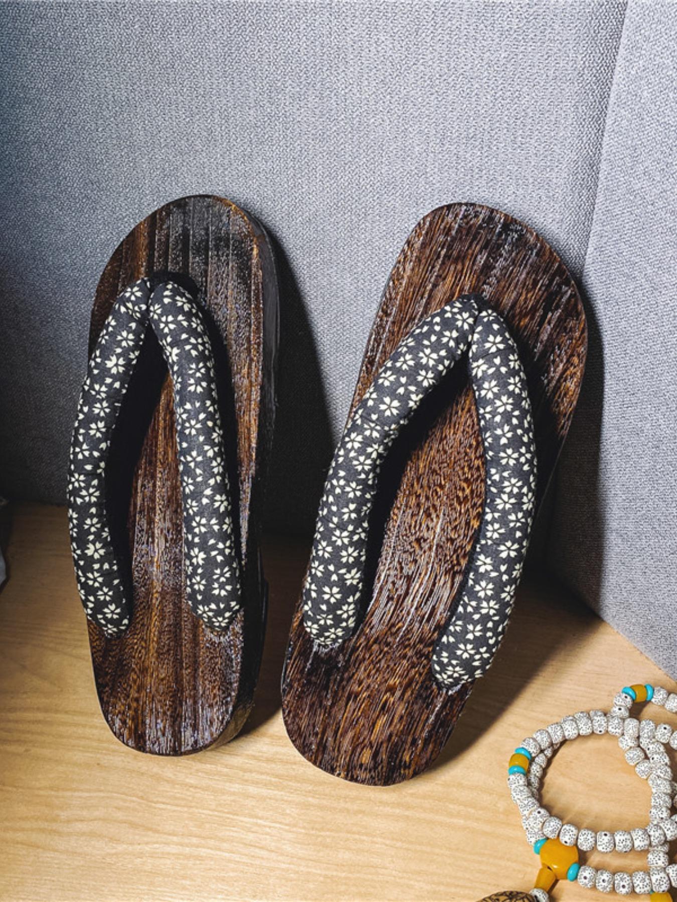 Japanese Wooden Sandals, Geta Sandals, Trendy Cosplay Footwear, Kimono-Compatible Split-Toe Slippers, Handmade Japanese Design, Perfect for Jk, Handcrafted Sandals