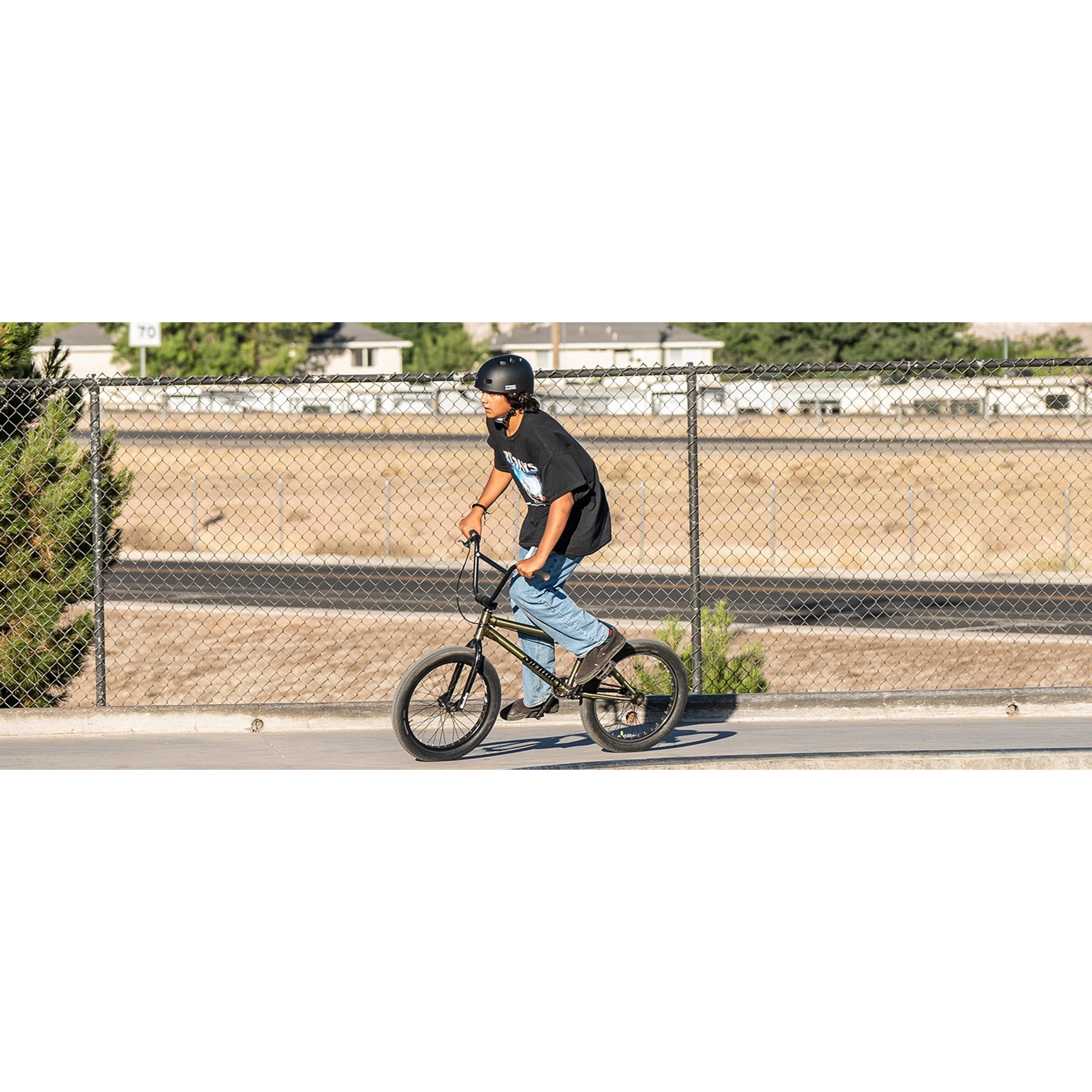 Skateboard Bike Helmet for Adults, Youth & Kids | Two Removable Liners, Ventilated Certified Multi-Sport Helmet for Scooter, Cycling, Roller Skating & E-BikeGift